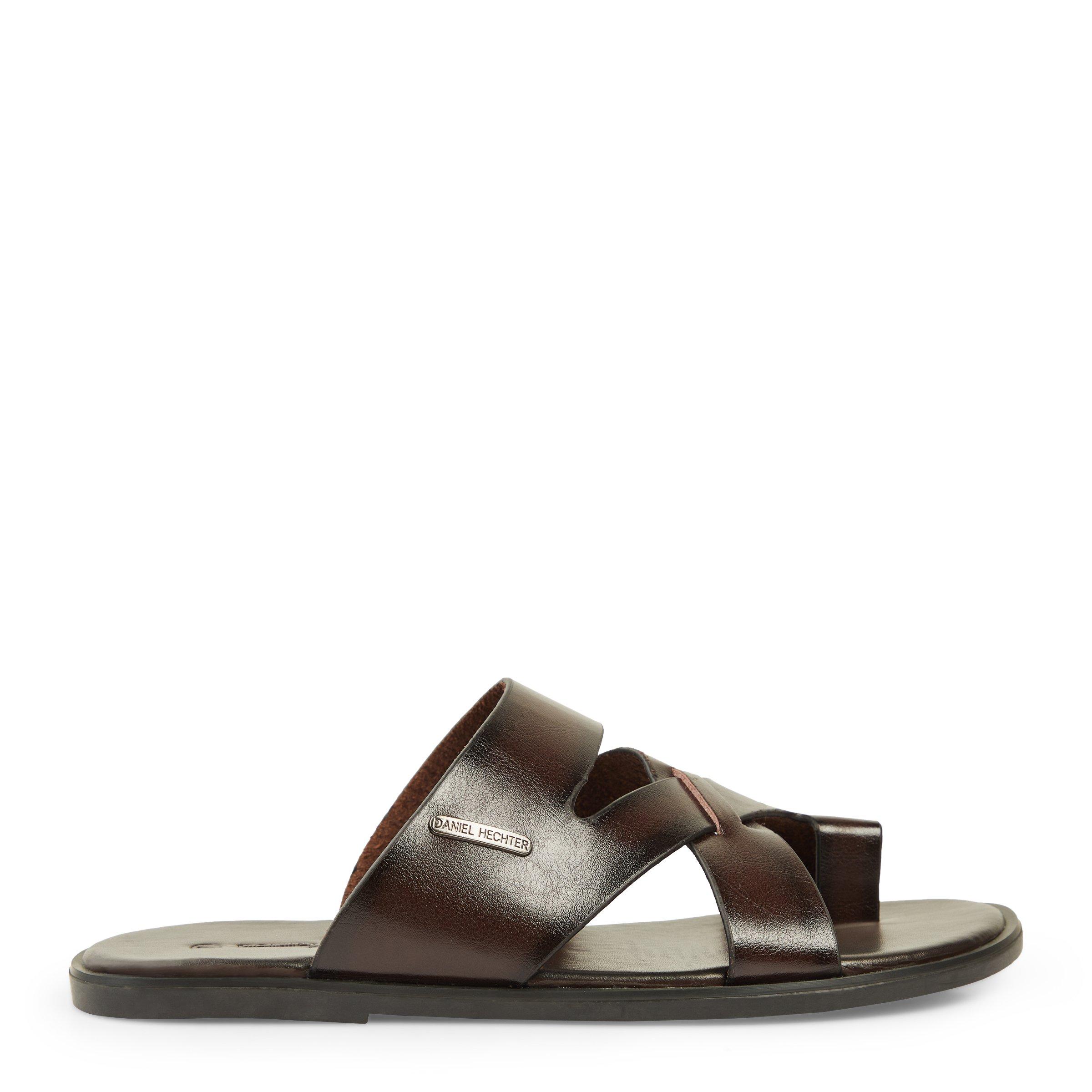 Brown Toe Post Sandals (3122037) | Daniel Hechter