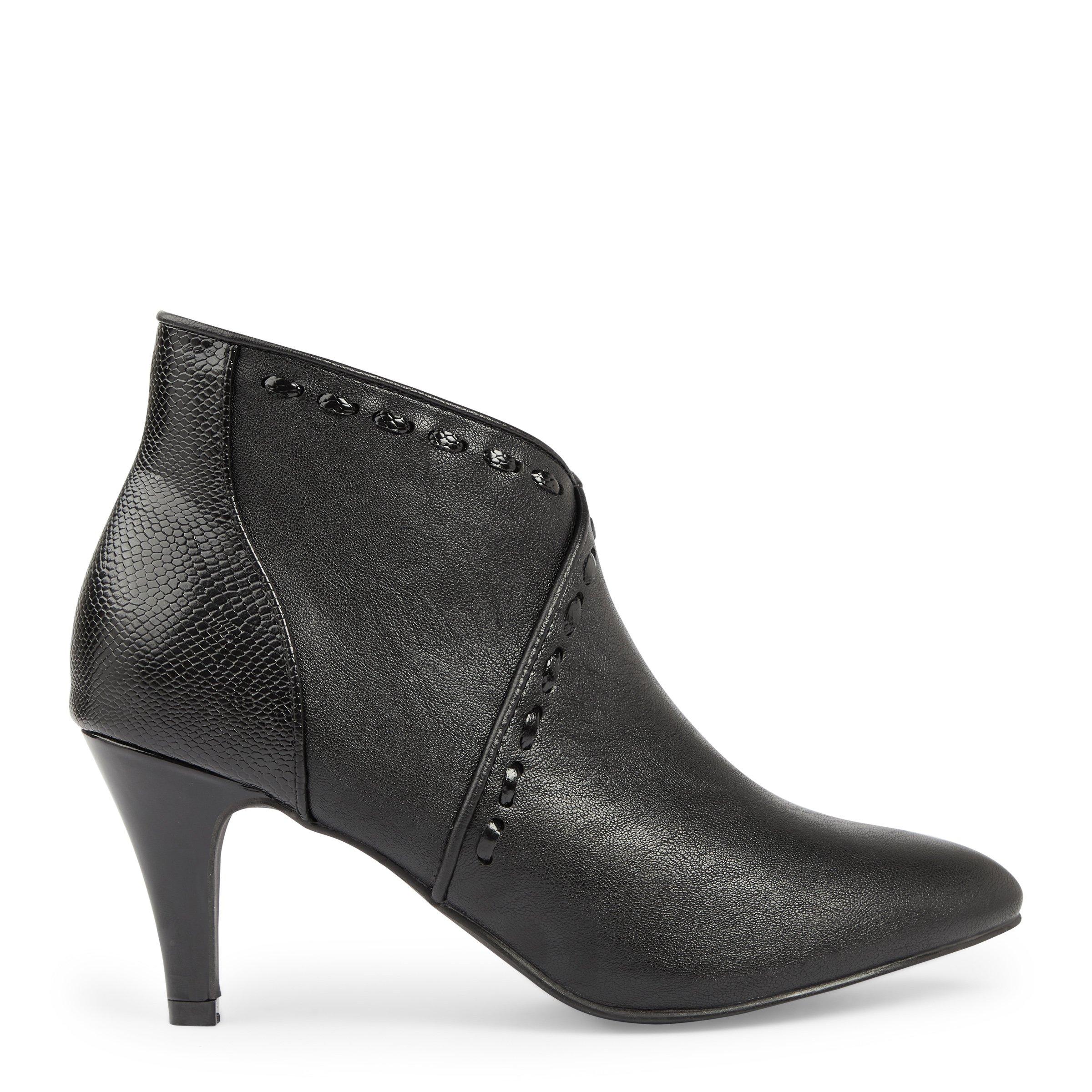 Black Boots (3127386) | Truworths