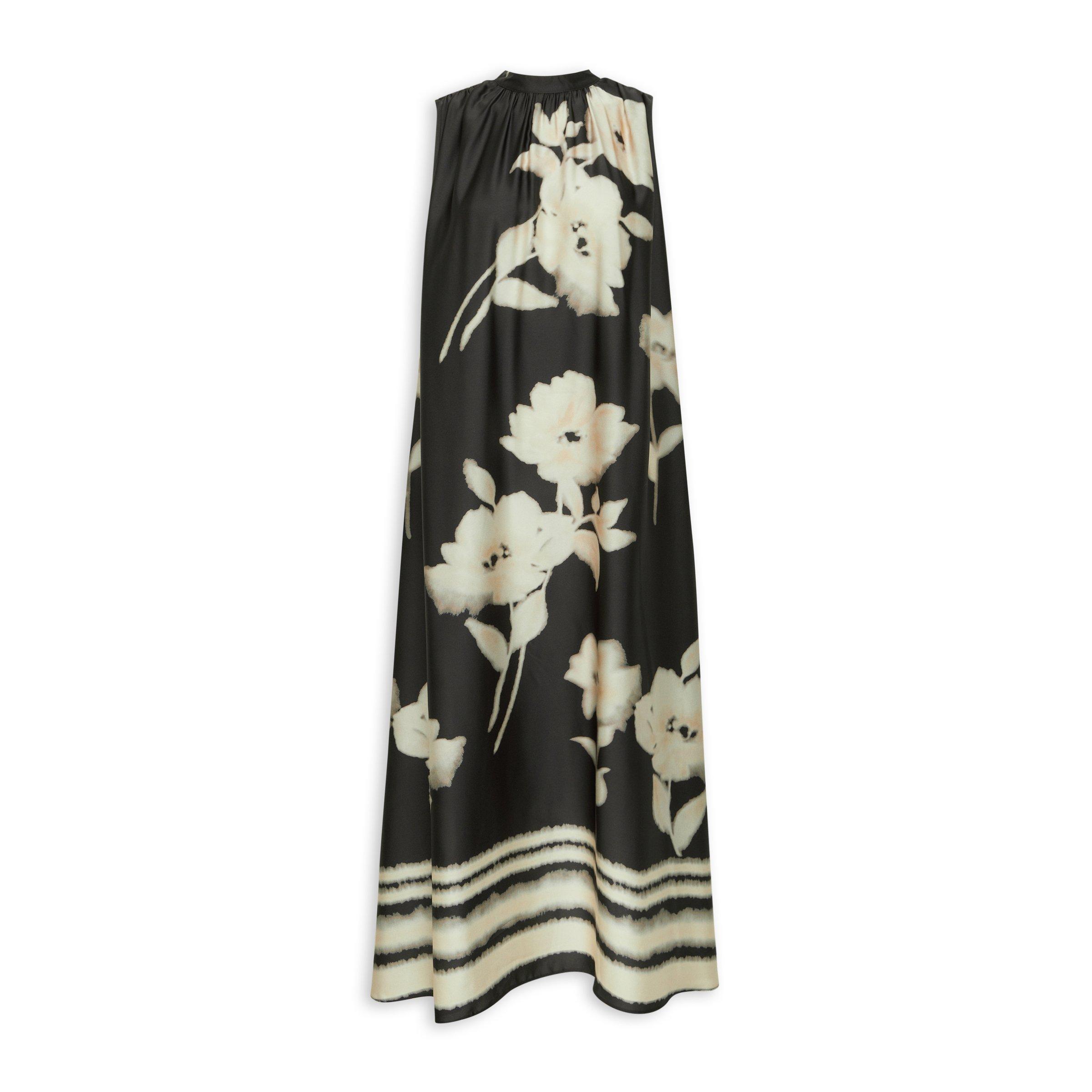 Black Floral Print Trapeze Dress (3210651) | Essence