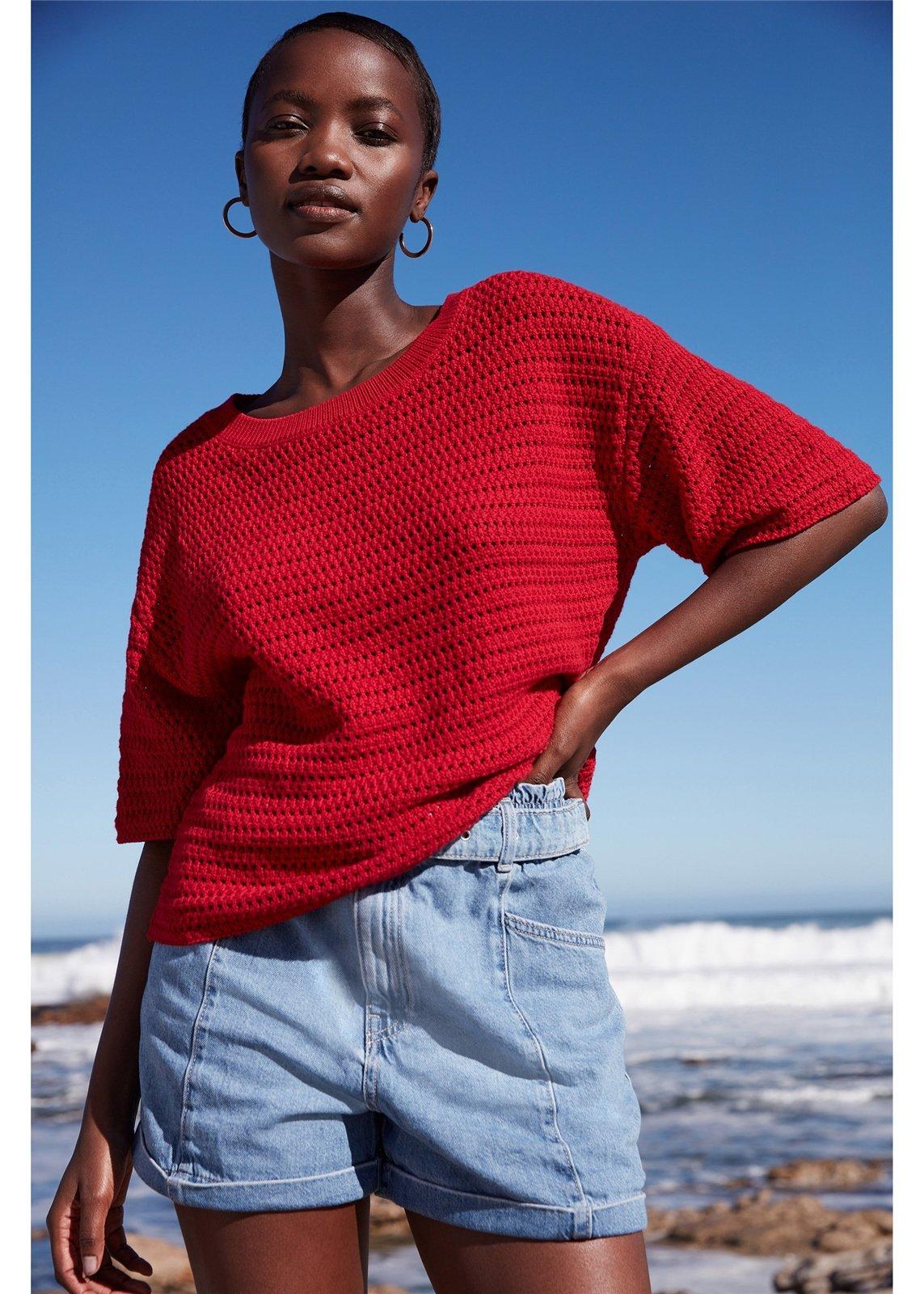 Crochet Tiles Knit Shirt In Red
