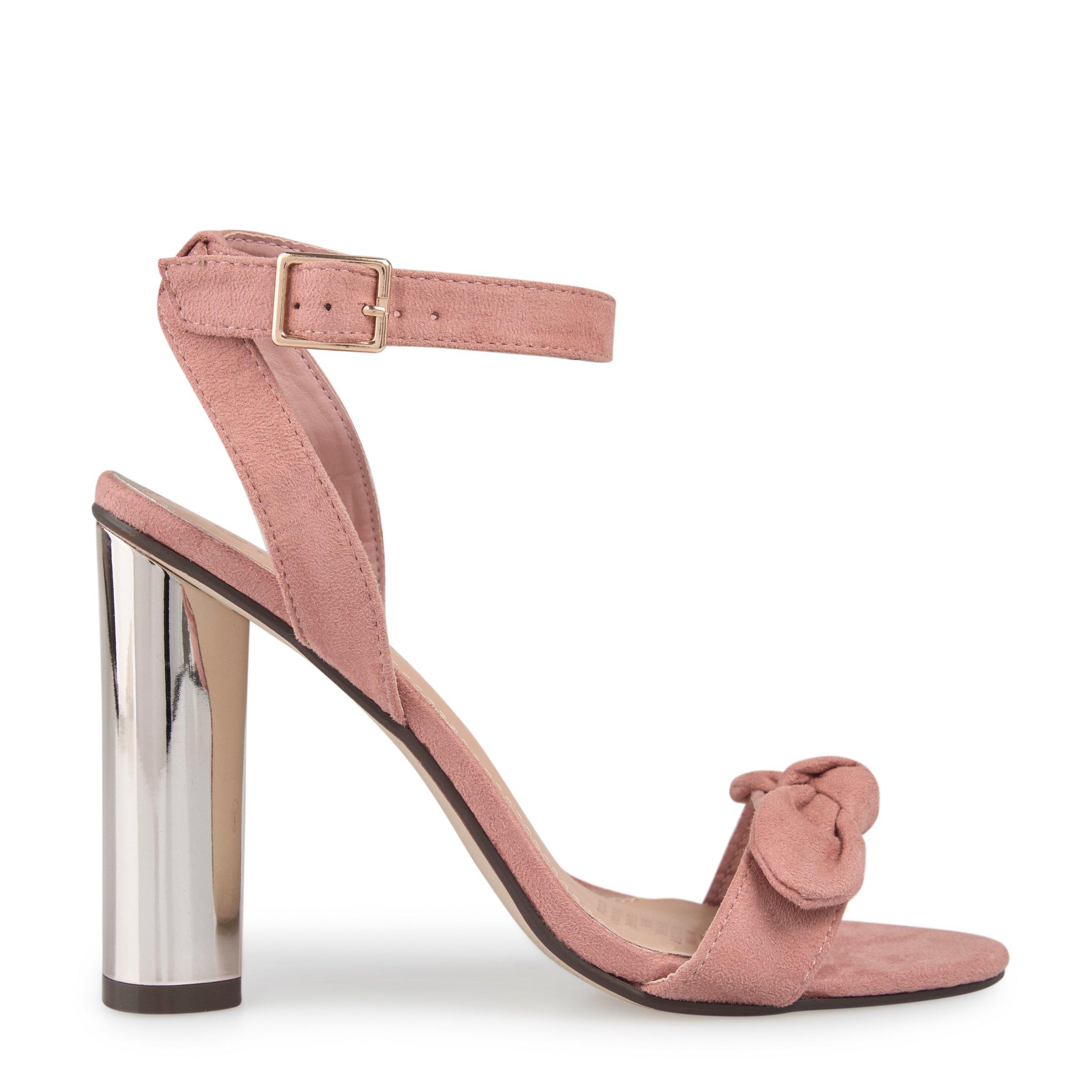 block heels truworths