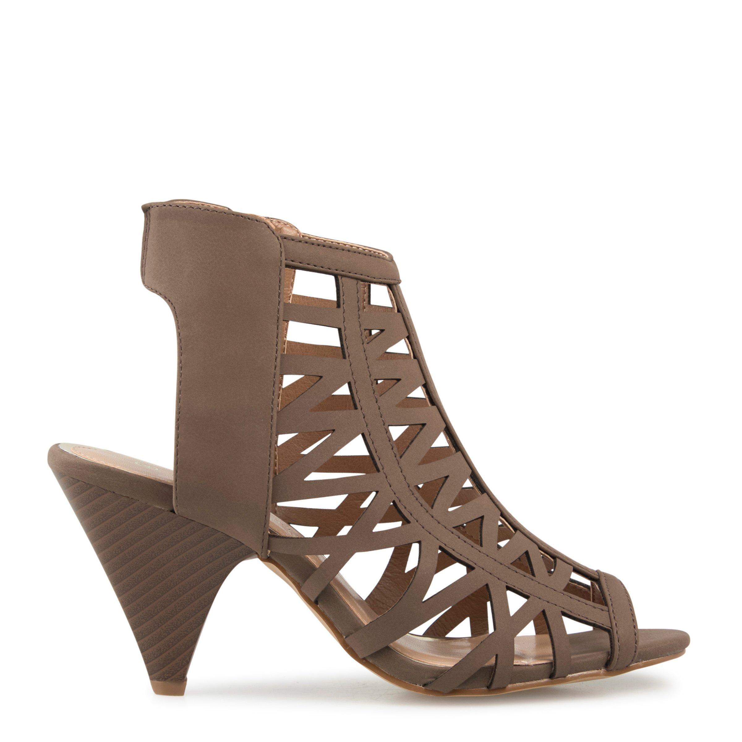 block heels truworths