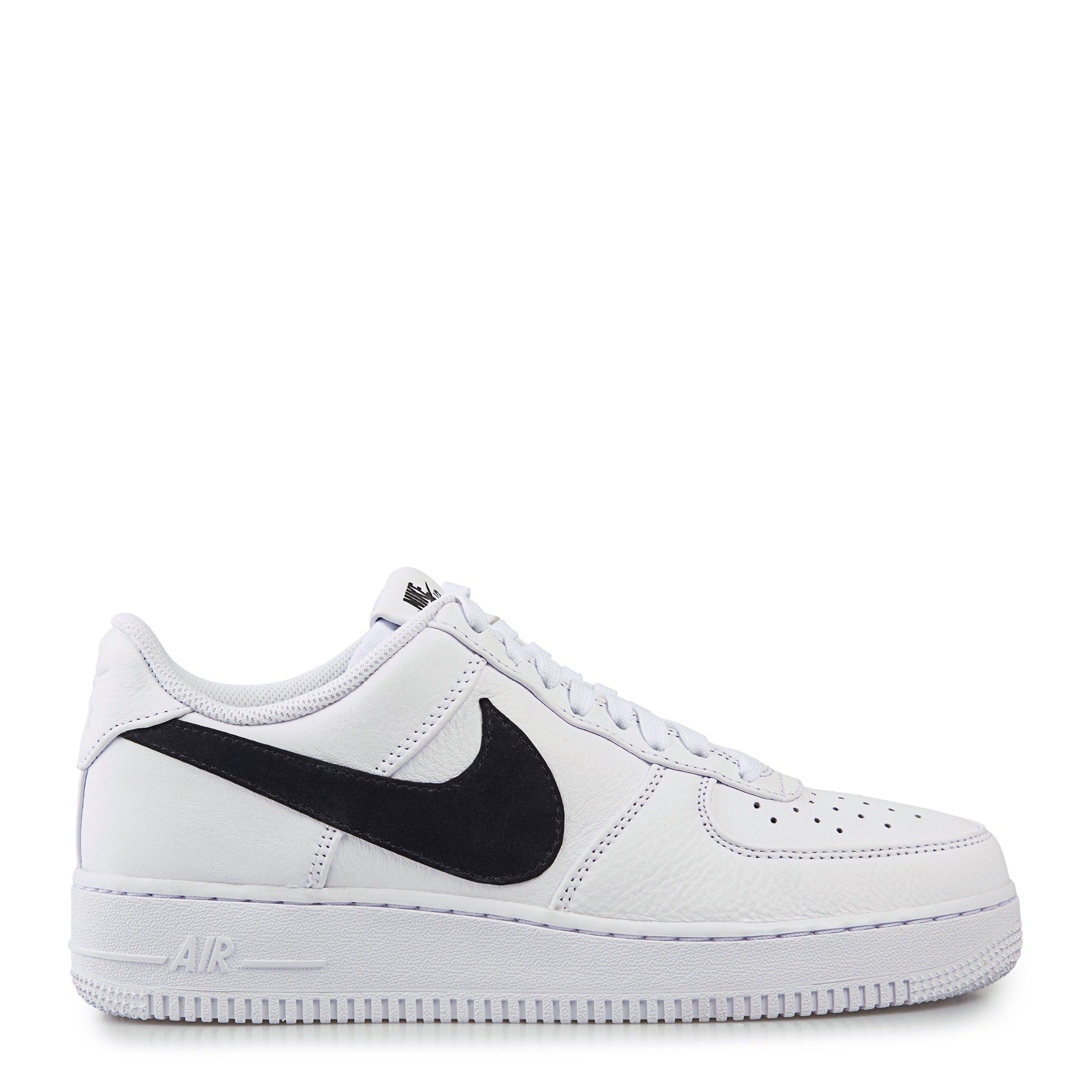 office nike air force 1