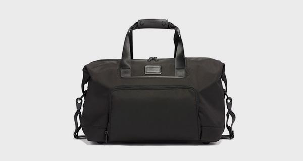 tumi luggage bag price