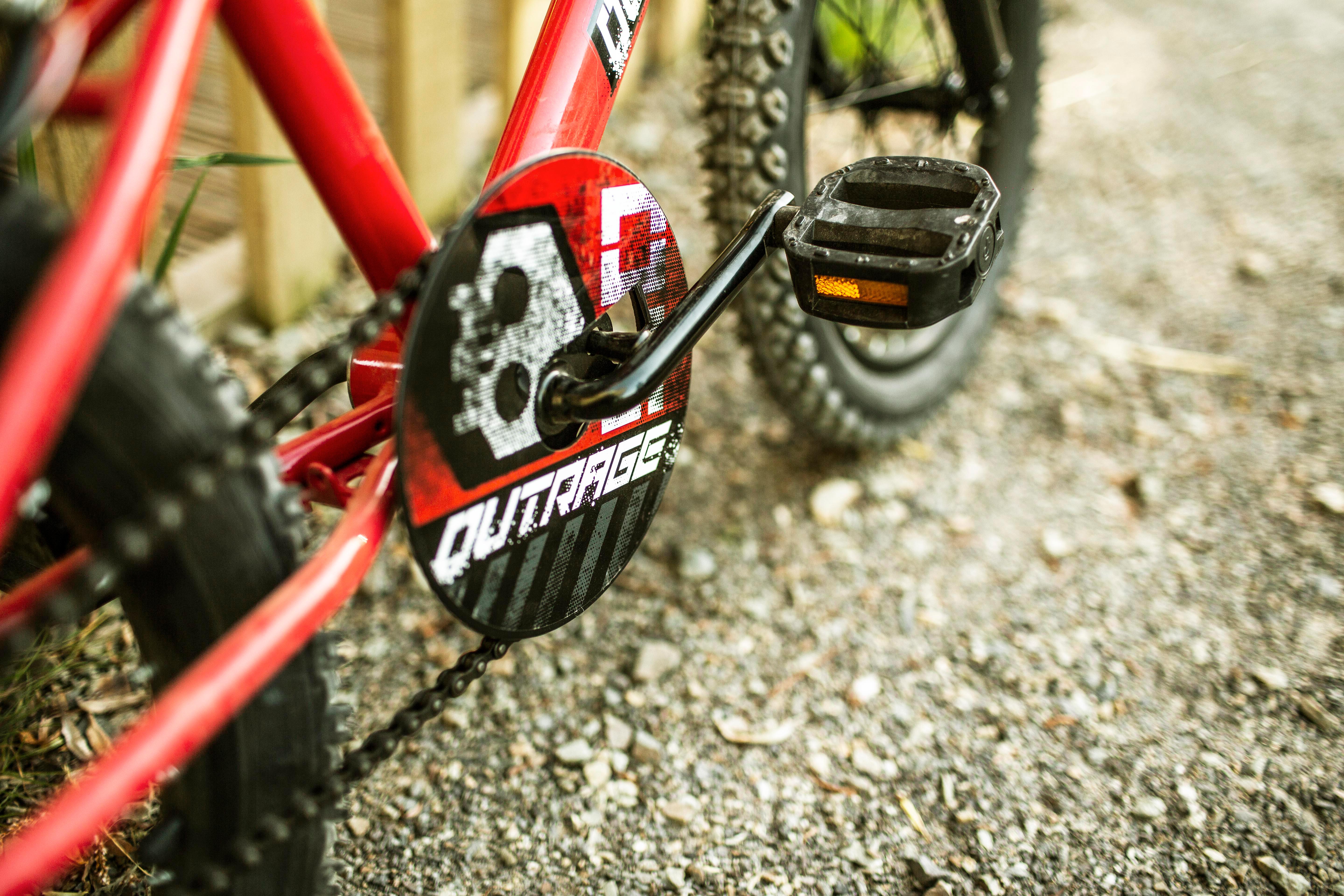 halfords outrage bike