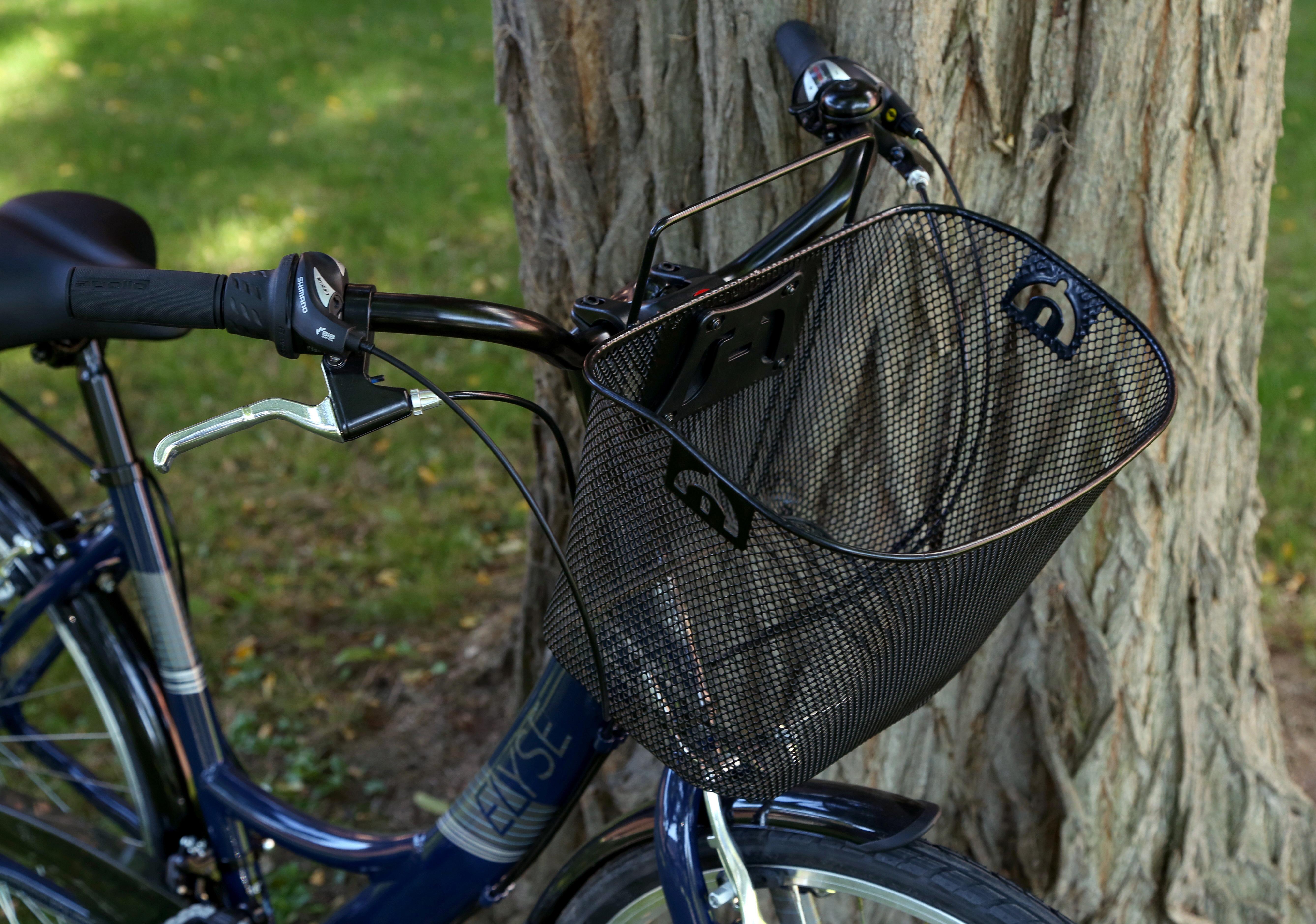 basket on mountain bike