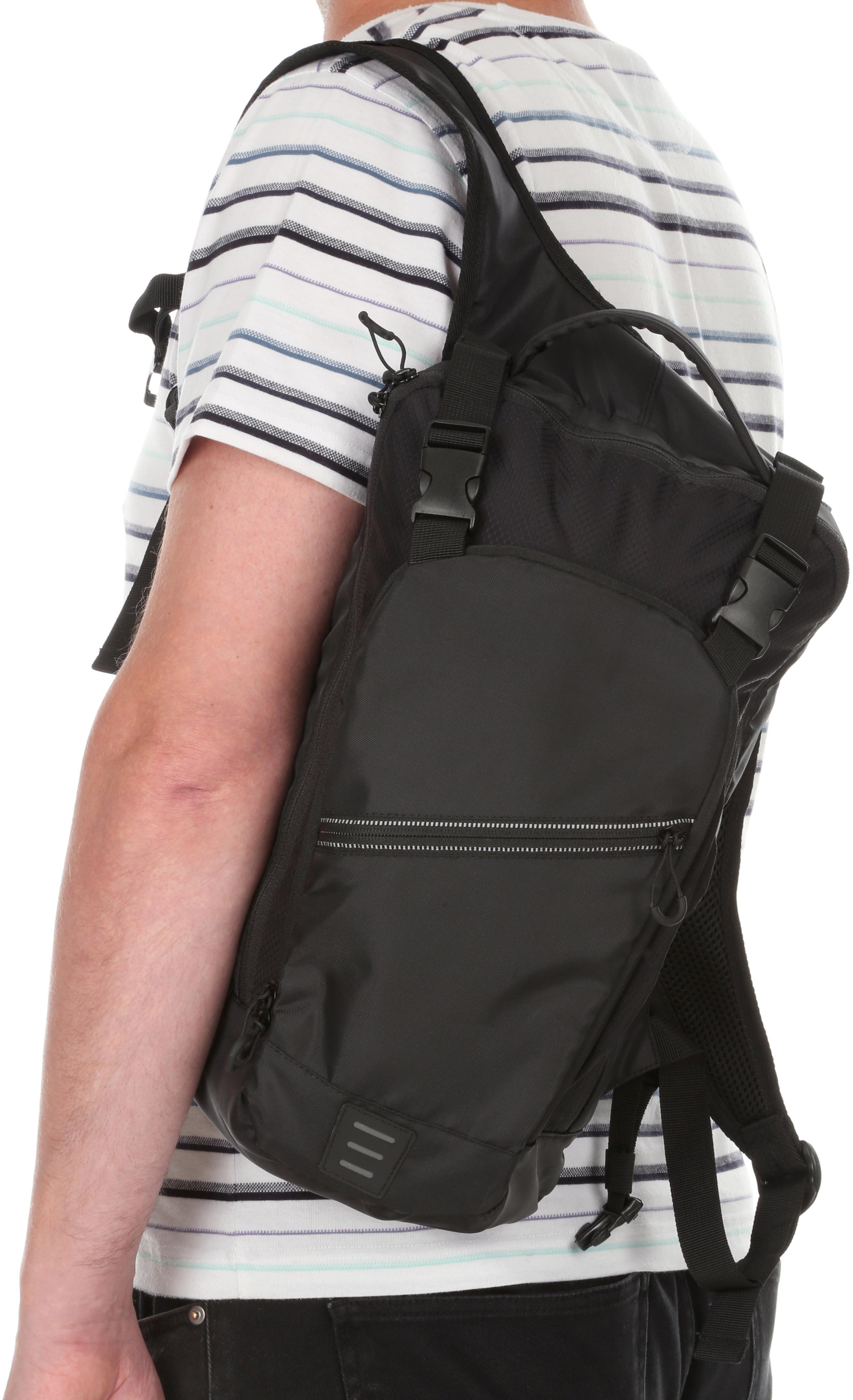 cycling backpack halfords