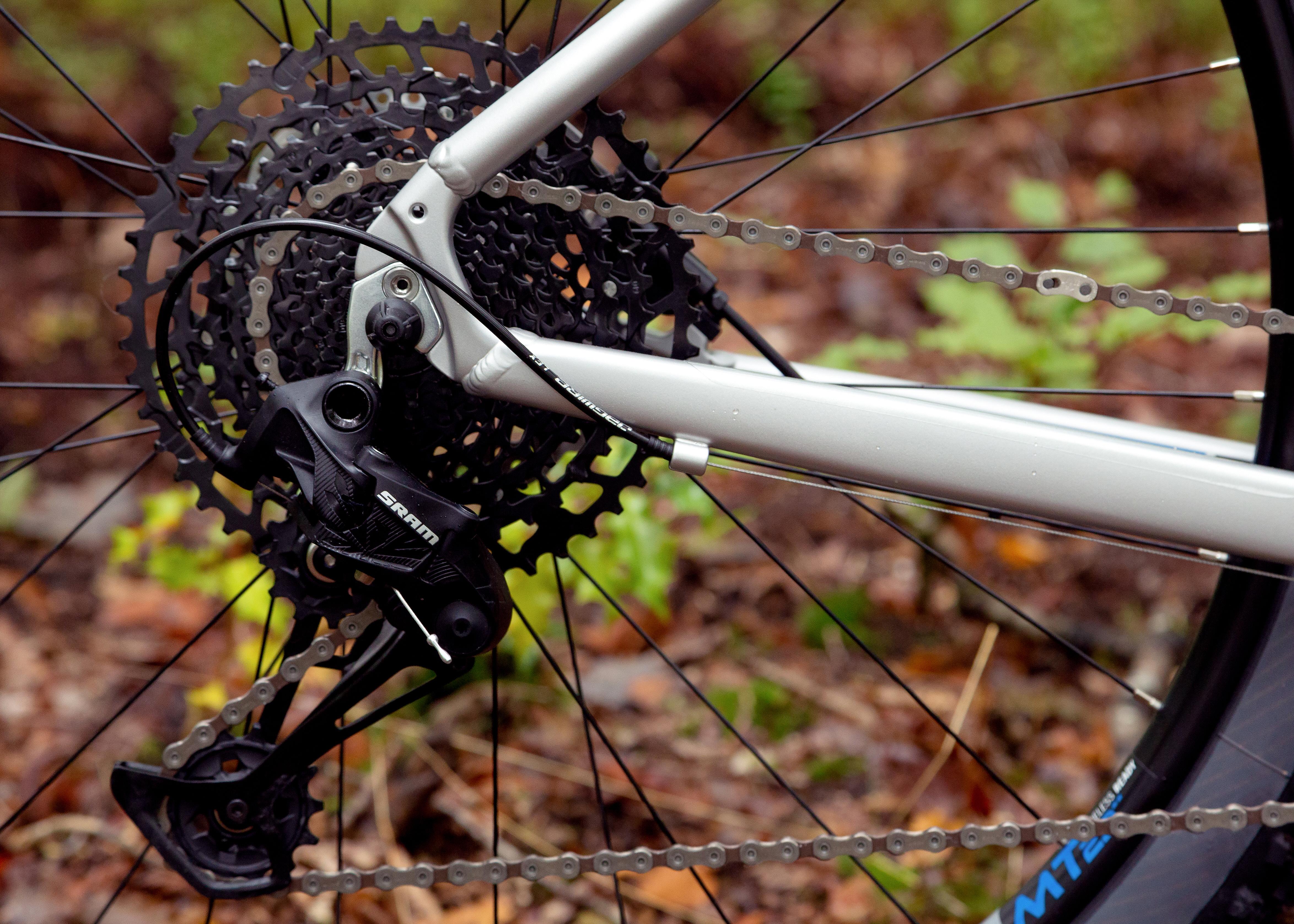 boardman mht 8.8 mens mountain bike review