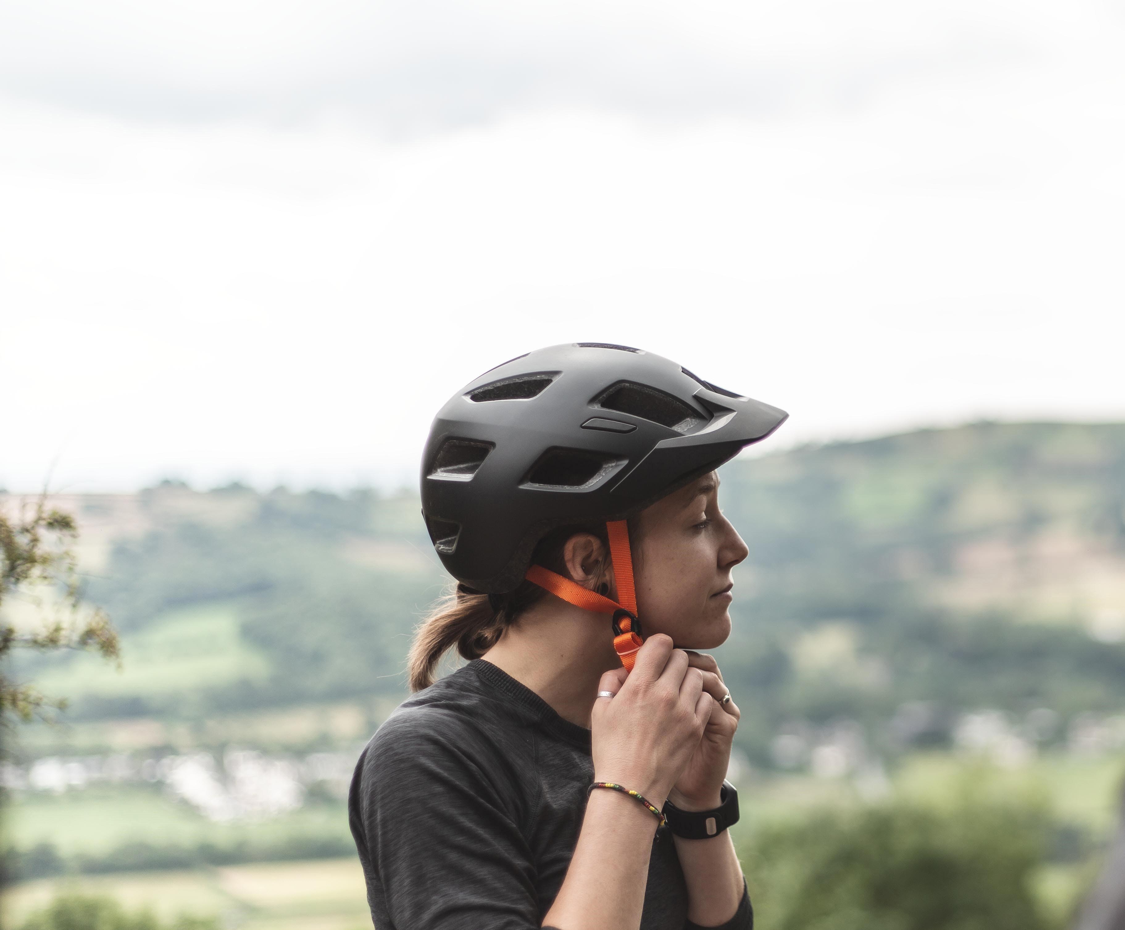 mtb helmets halfords