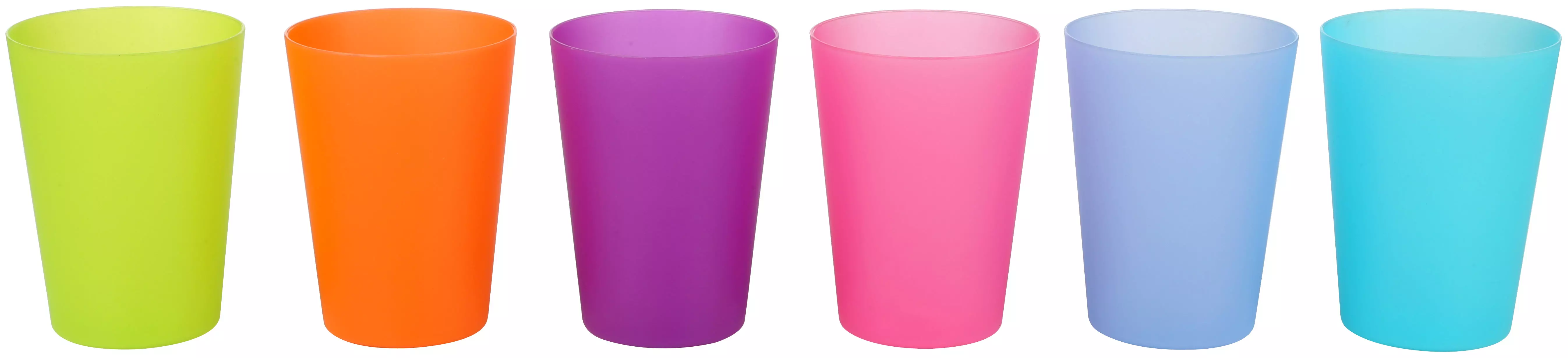 plastic tumblers
