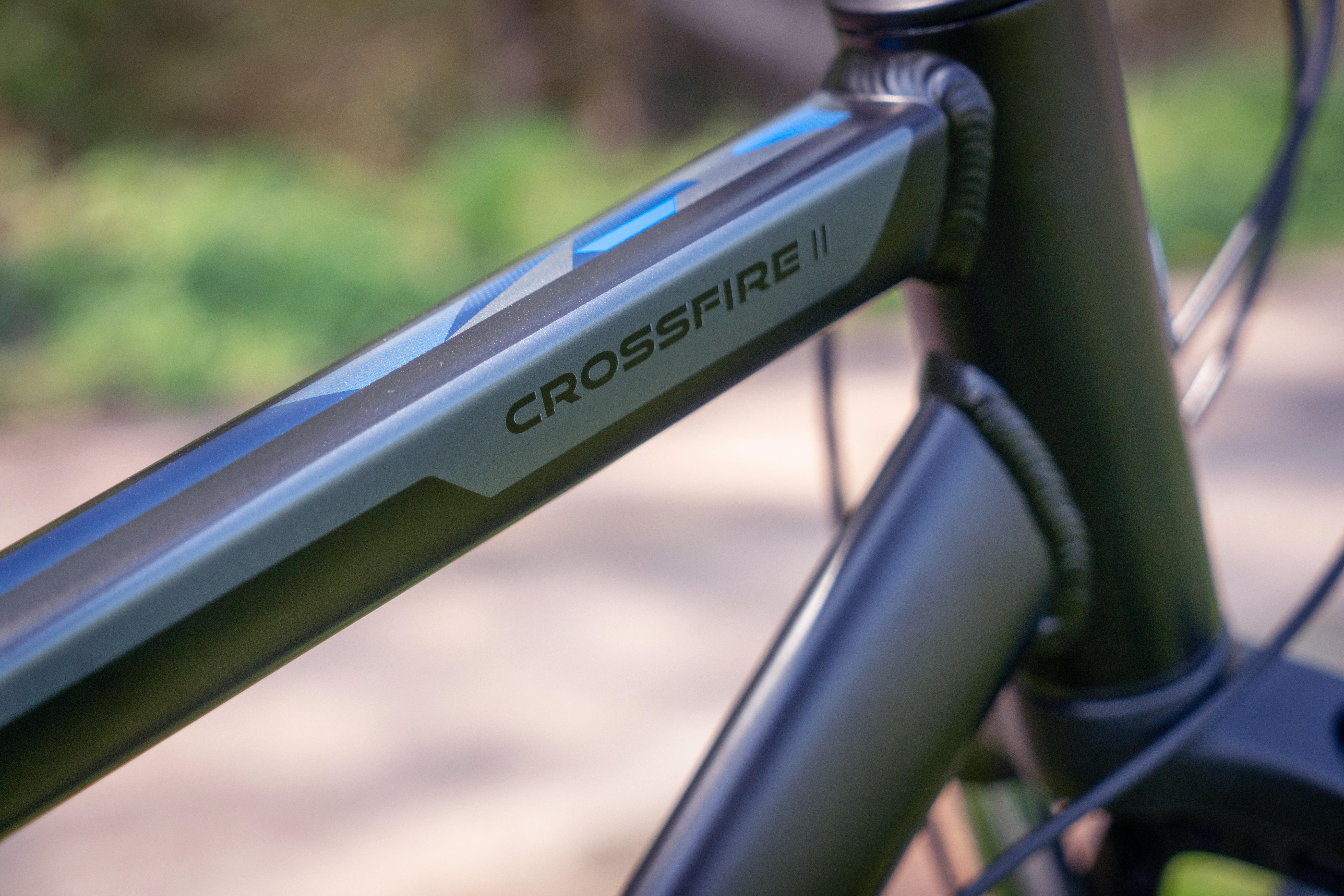 carrera crossfire 3 mens hybrid bike 2020