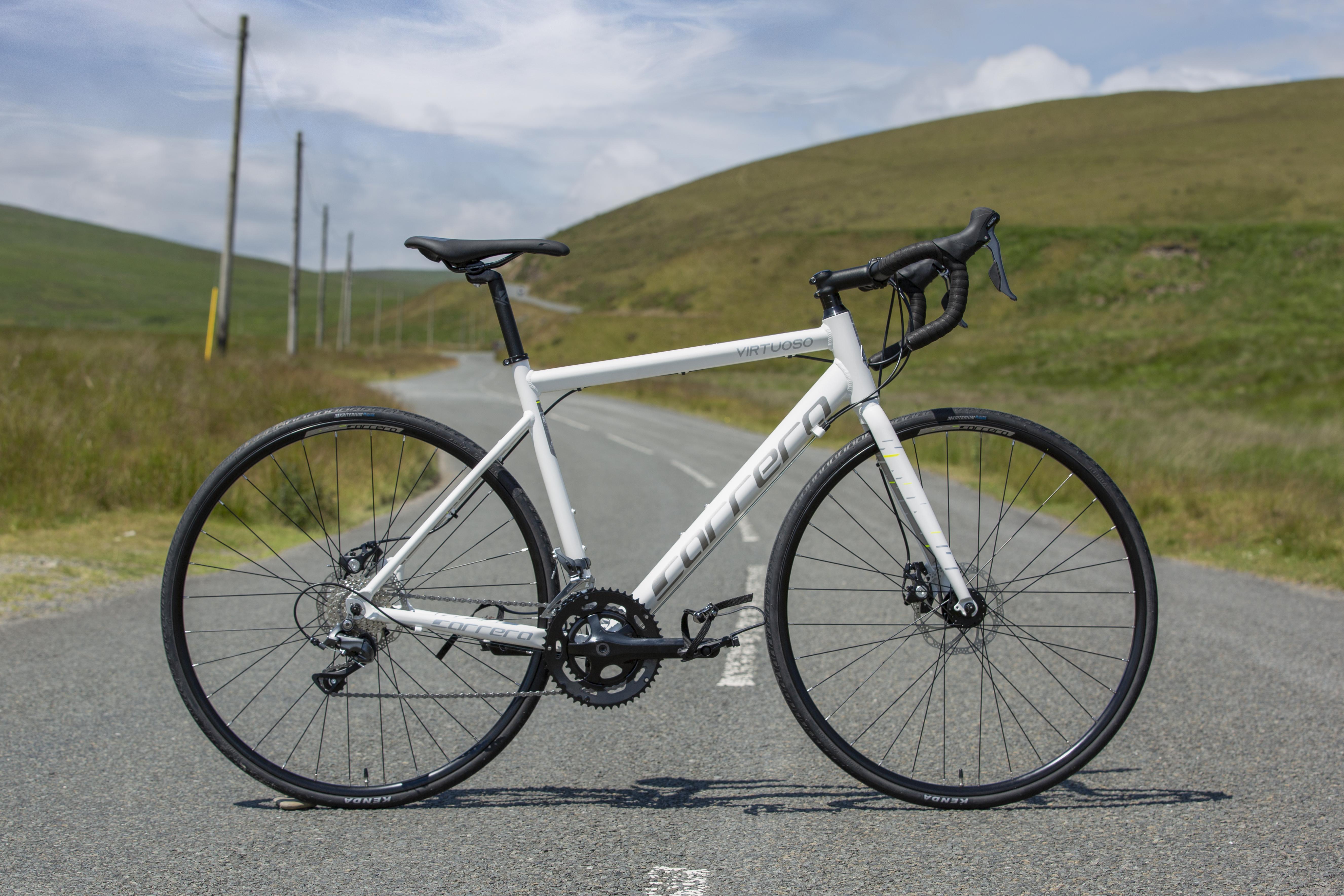 carrera virtuoso mens road bike 2020