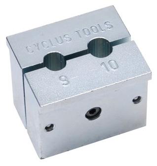 Unior Axle Vice Bike Tools Halfords Uk