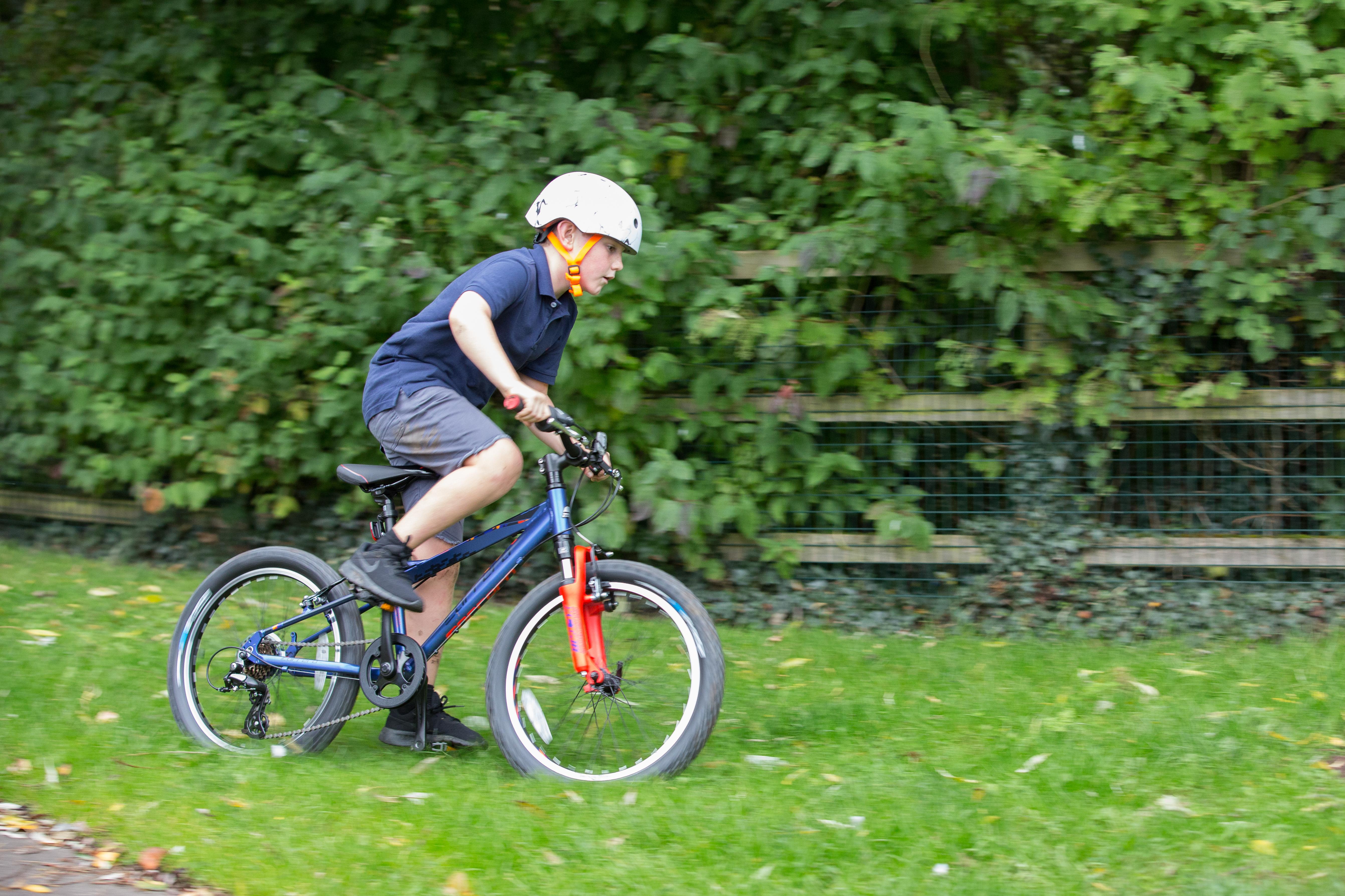 halfords carrera junior