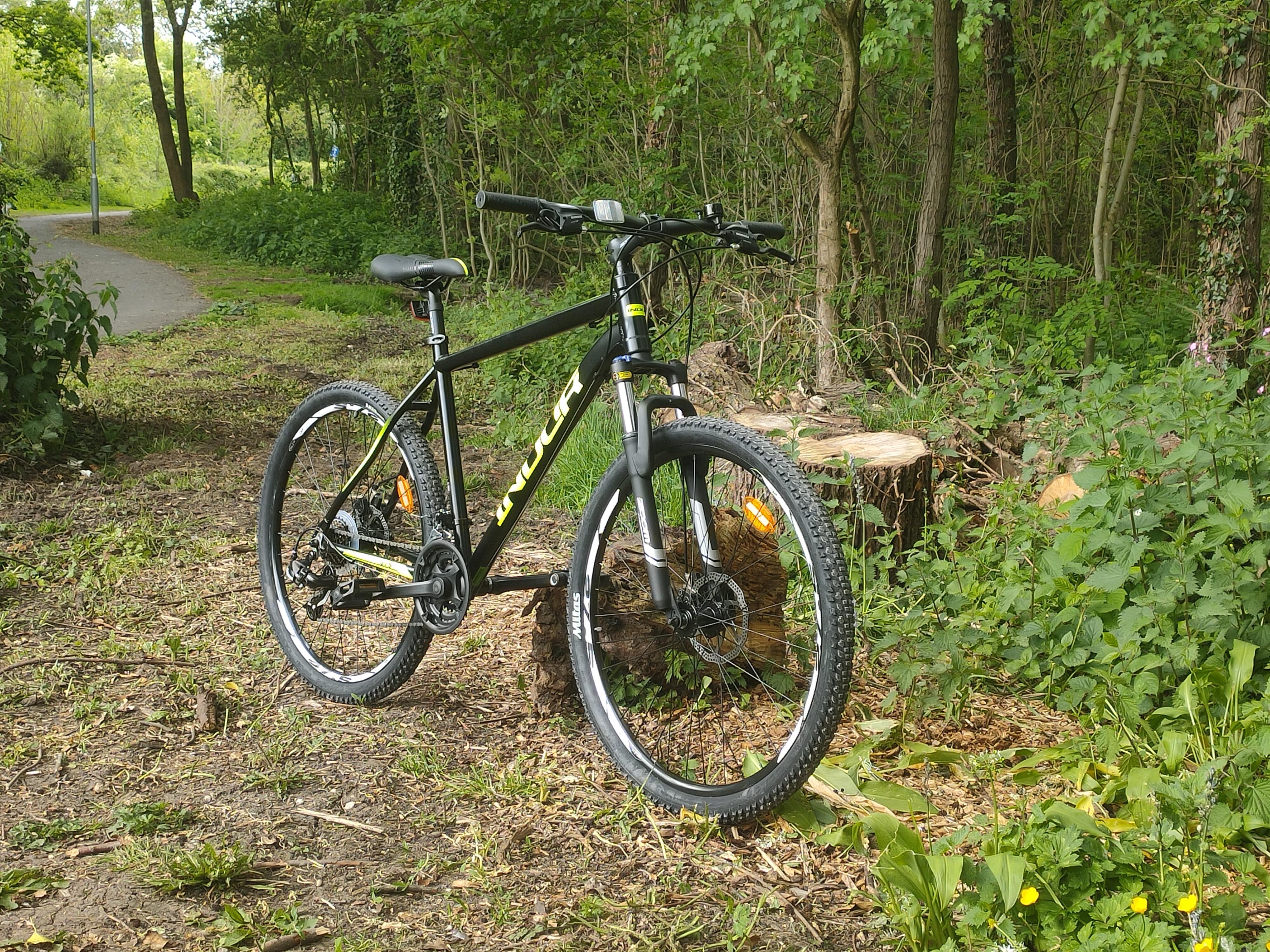 mens mountain bike with disc brakes