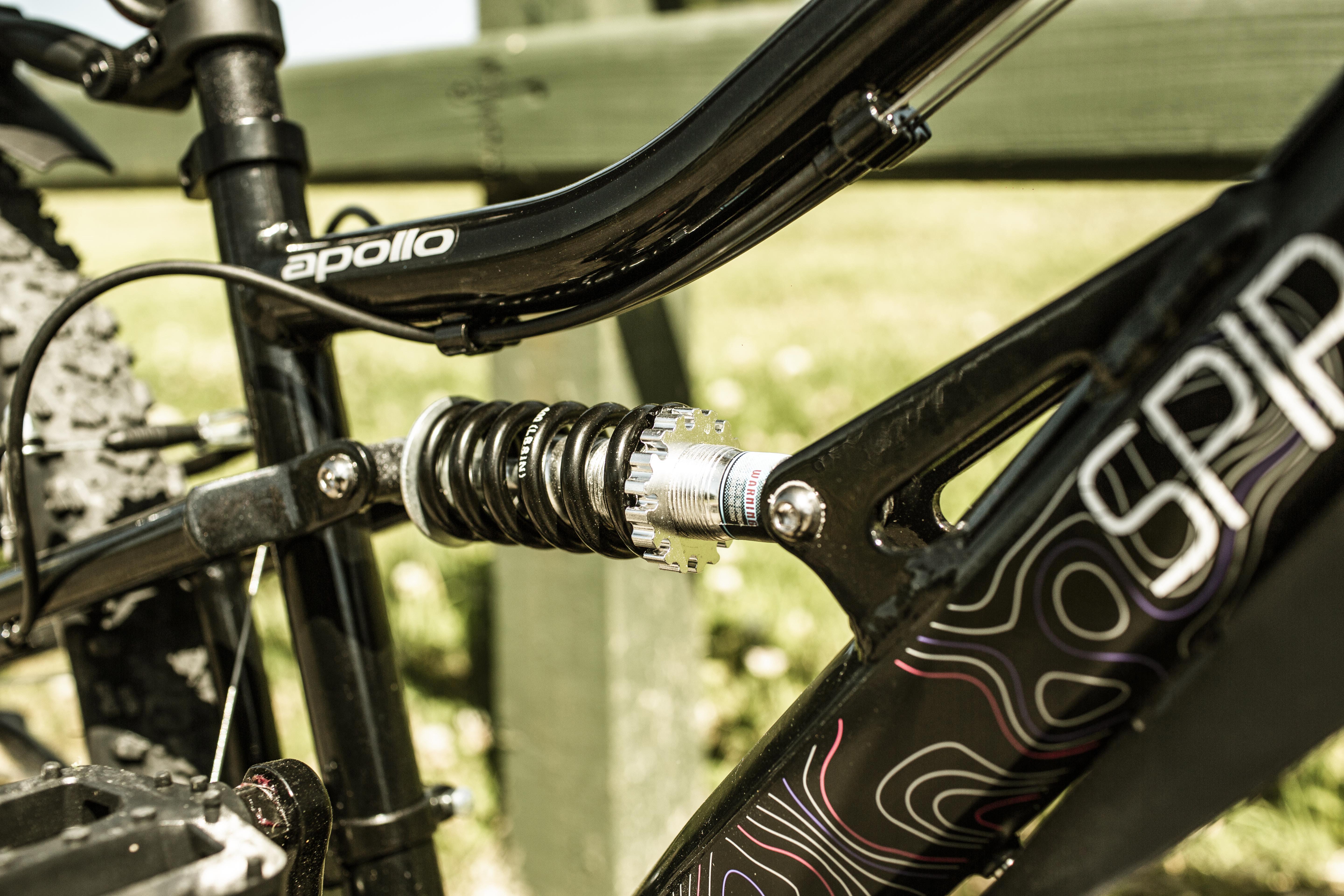 apollo spiral ladies bike