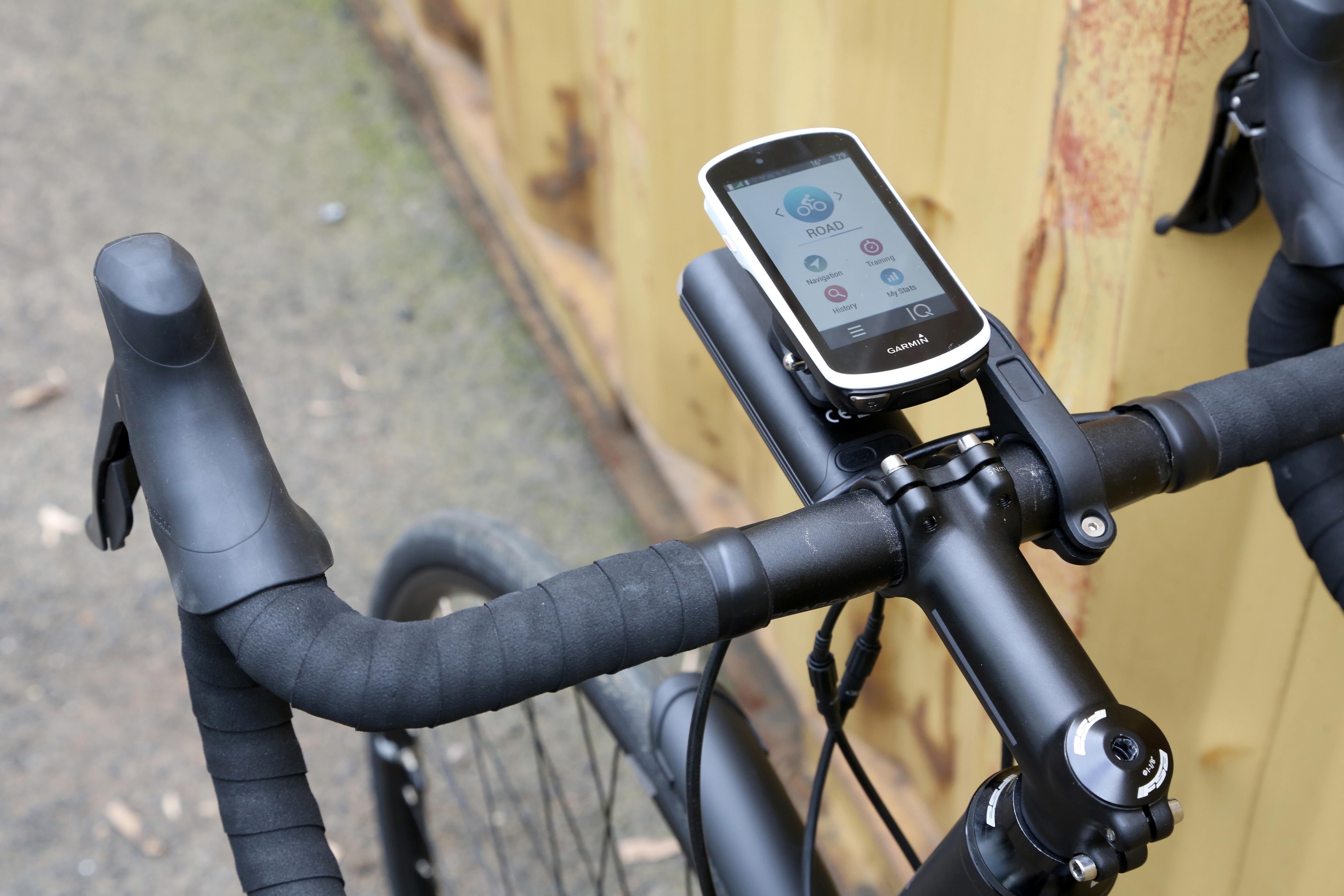 halfords bike mobile phone holder