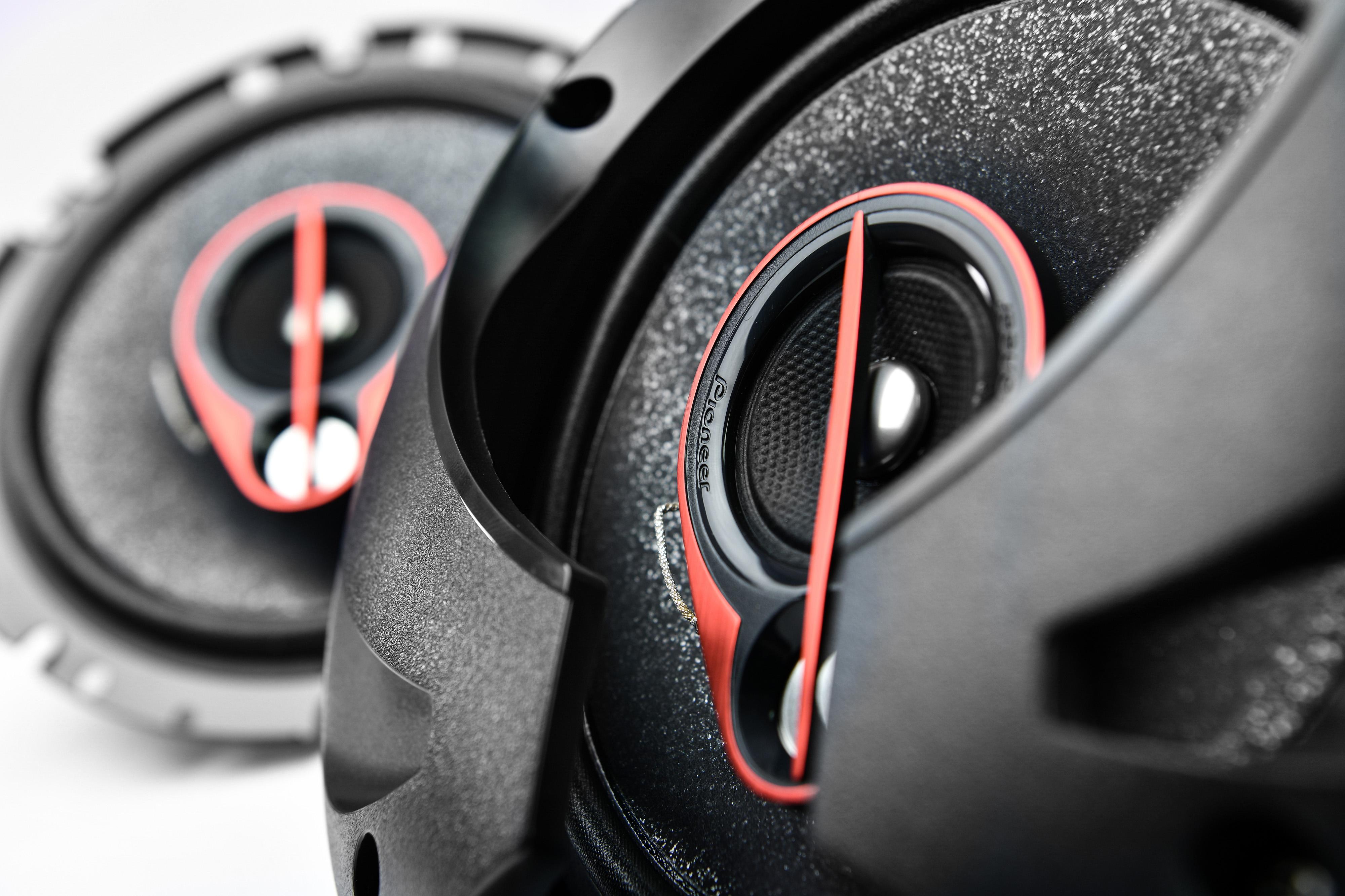 halfords pioneer speakers