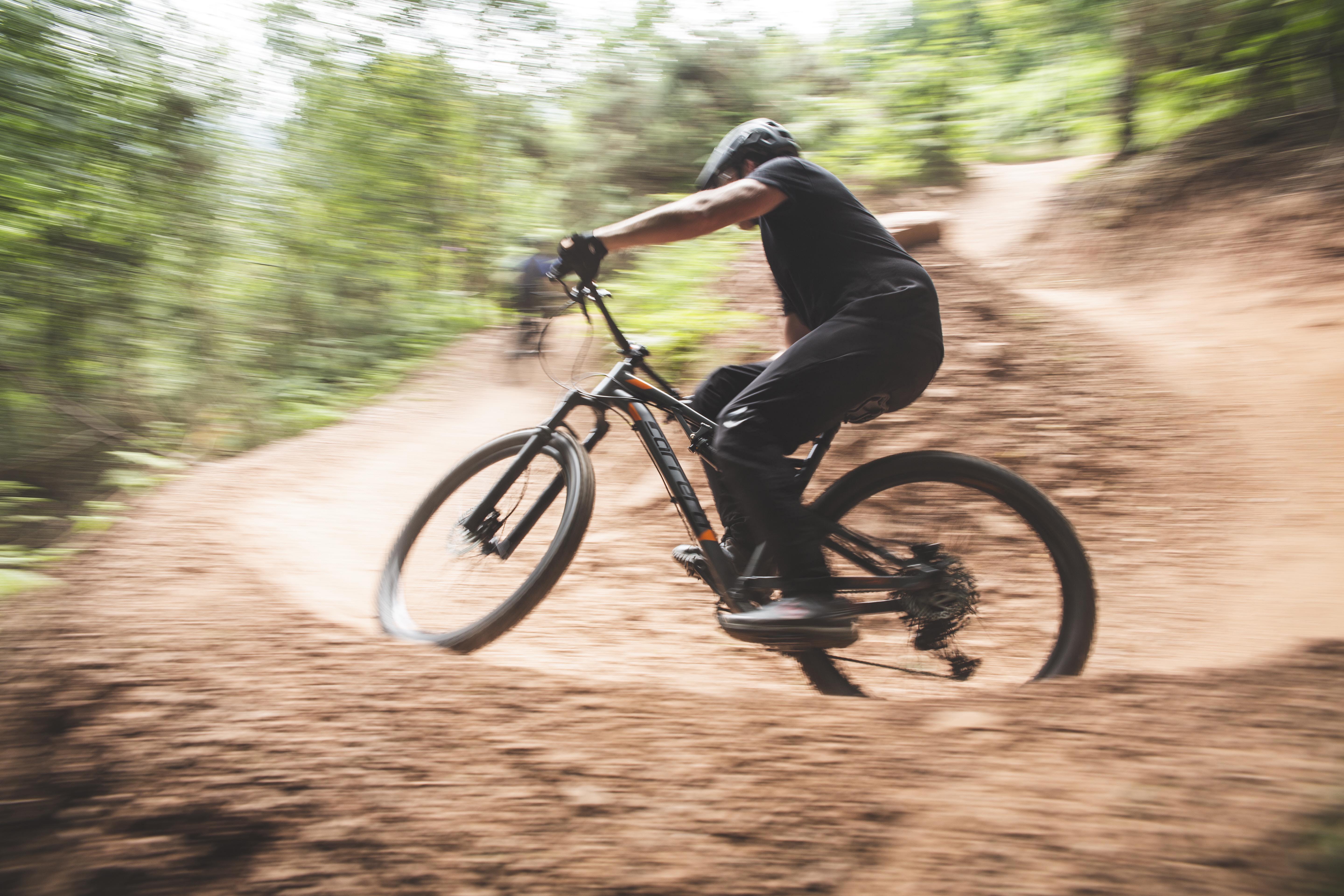 carrera titan hardtail