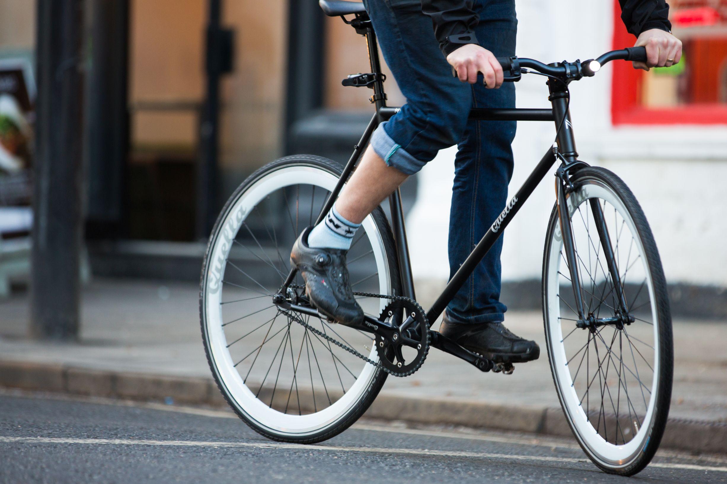 flat pedal road bike shoes