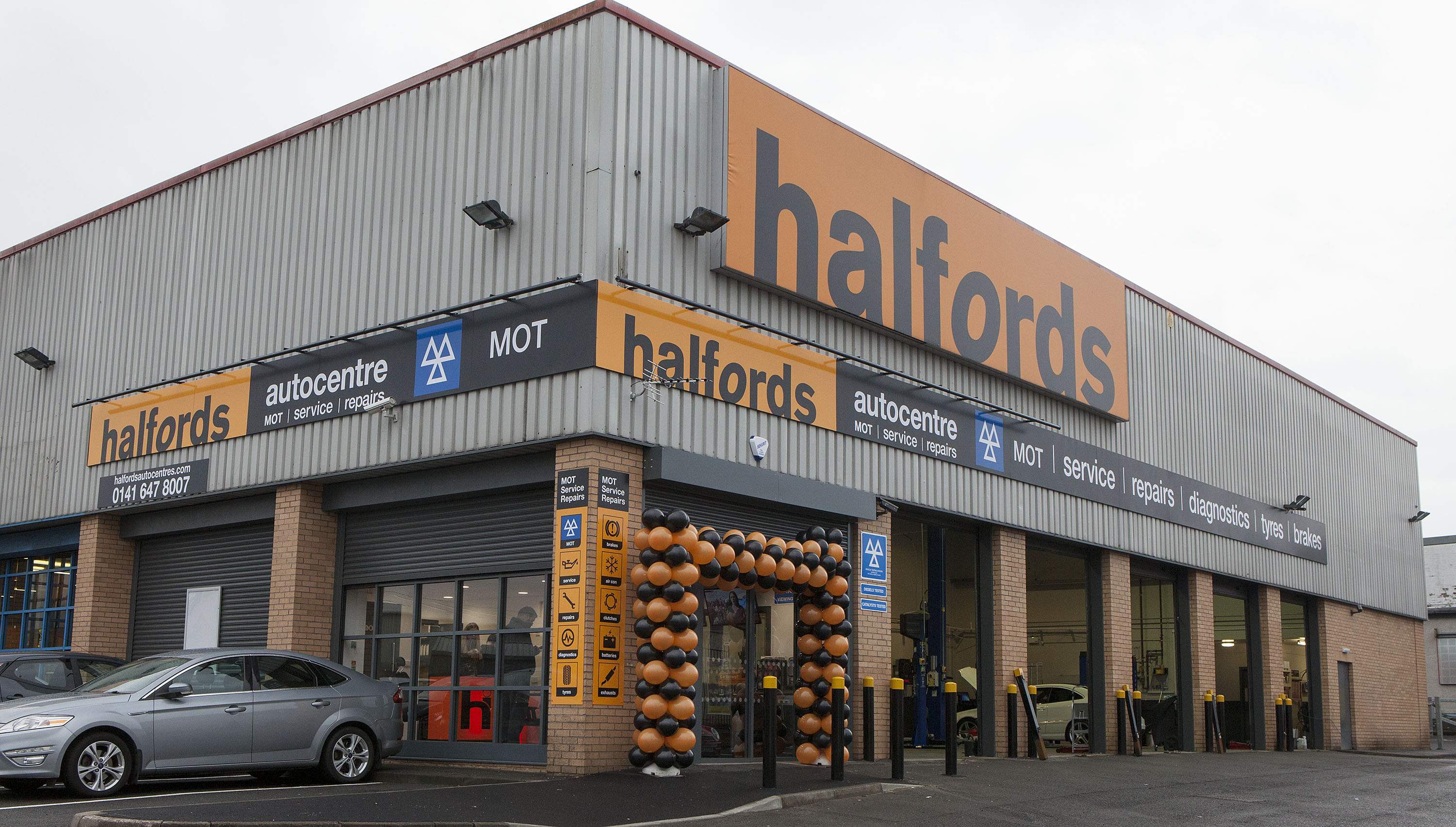 Glasgow Mot Servicing Tyres Repairs Rutherglen Rd Halfords Uk