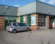 Halfords Autocentre Leeds (Low Road)