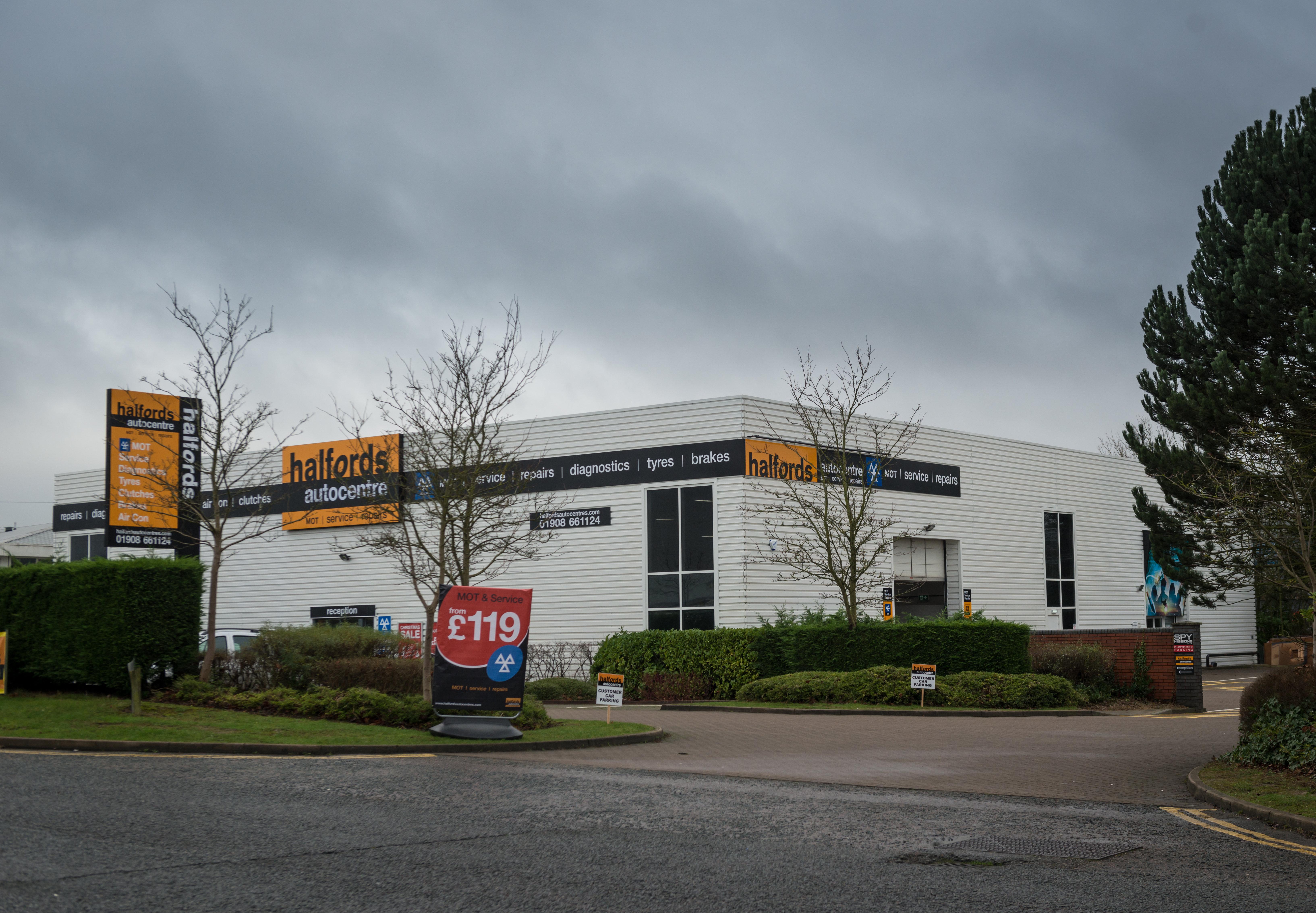 Halfords Garage Services Milton Keynes (Winterhill)