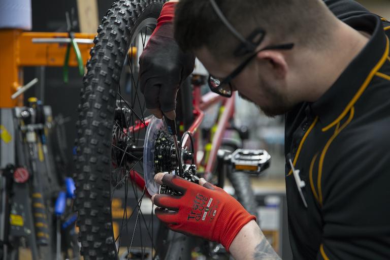 halfords push bike service