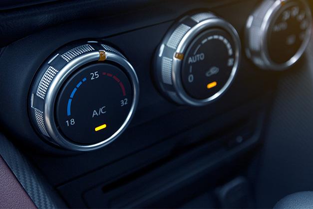 Car Air Conditioning Aircon Regas Halfords UK