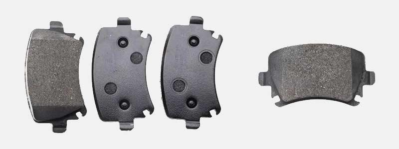 Eicher Premium Brake Pad: Rear