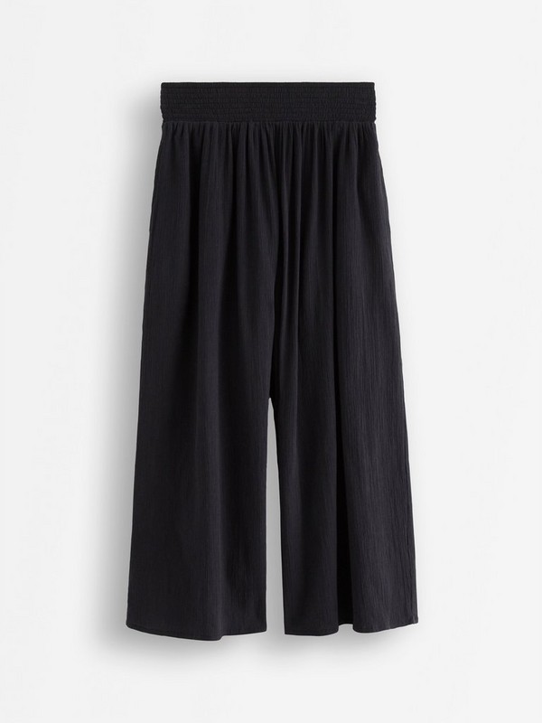 Wide leg cropped pants