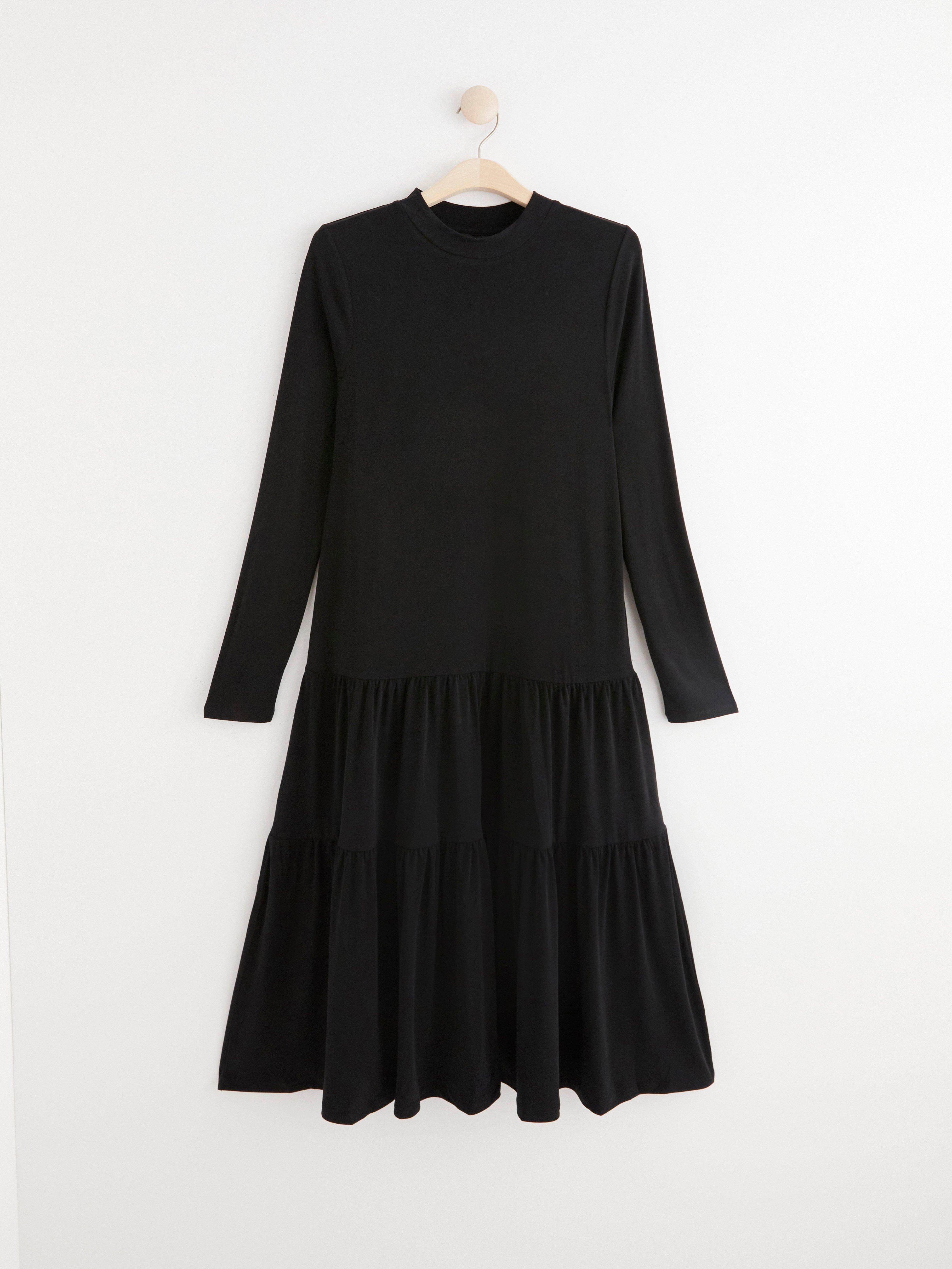 Black midi dress