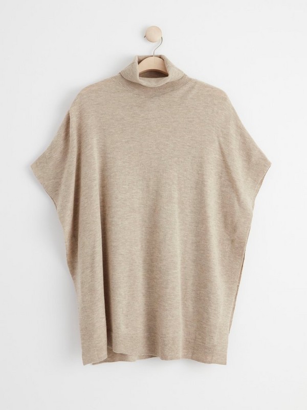 Poncho wool blend