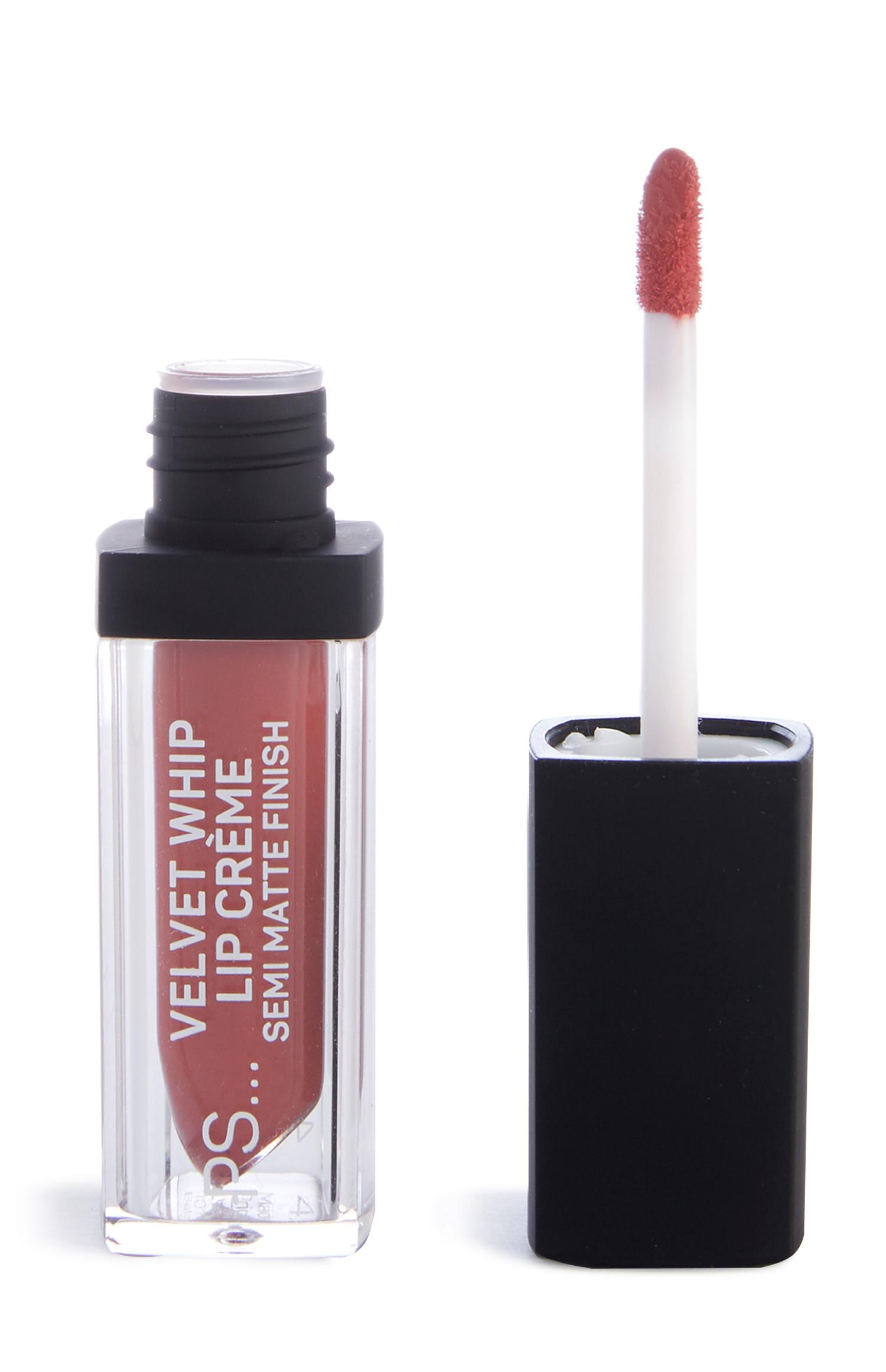 Rossetto liquido in crema effetto vellutato