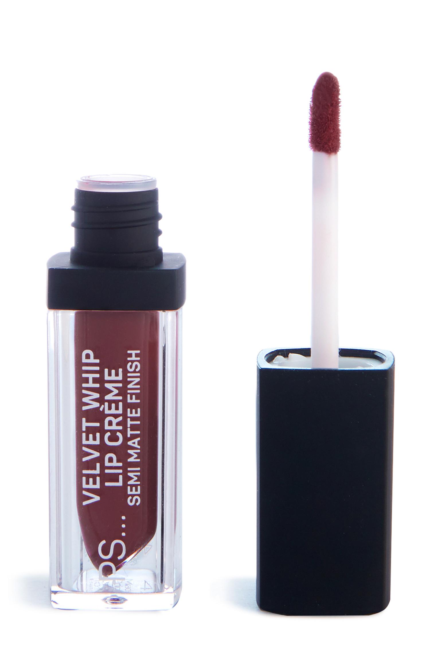 Rossetto liquido in crema effetto vellutato