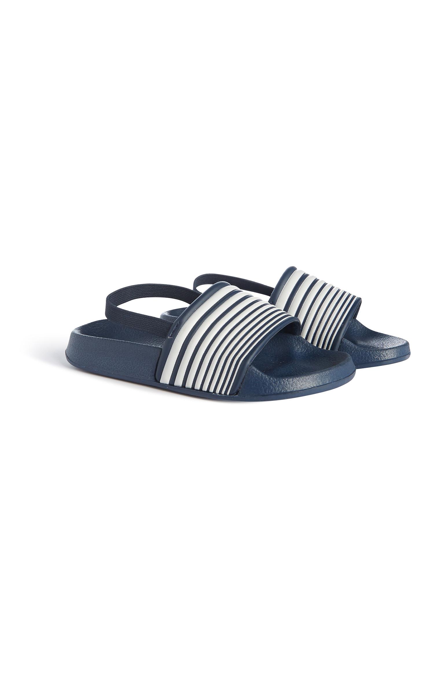 Gestreifte Badesandalen (kleine Jungen)