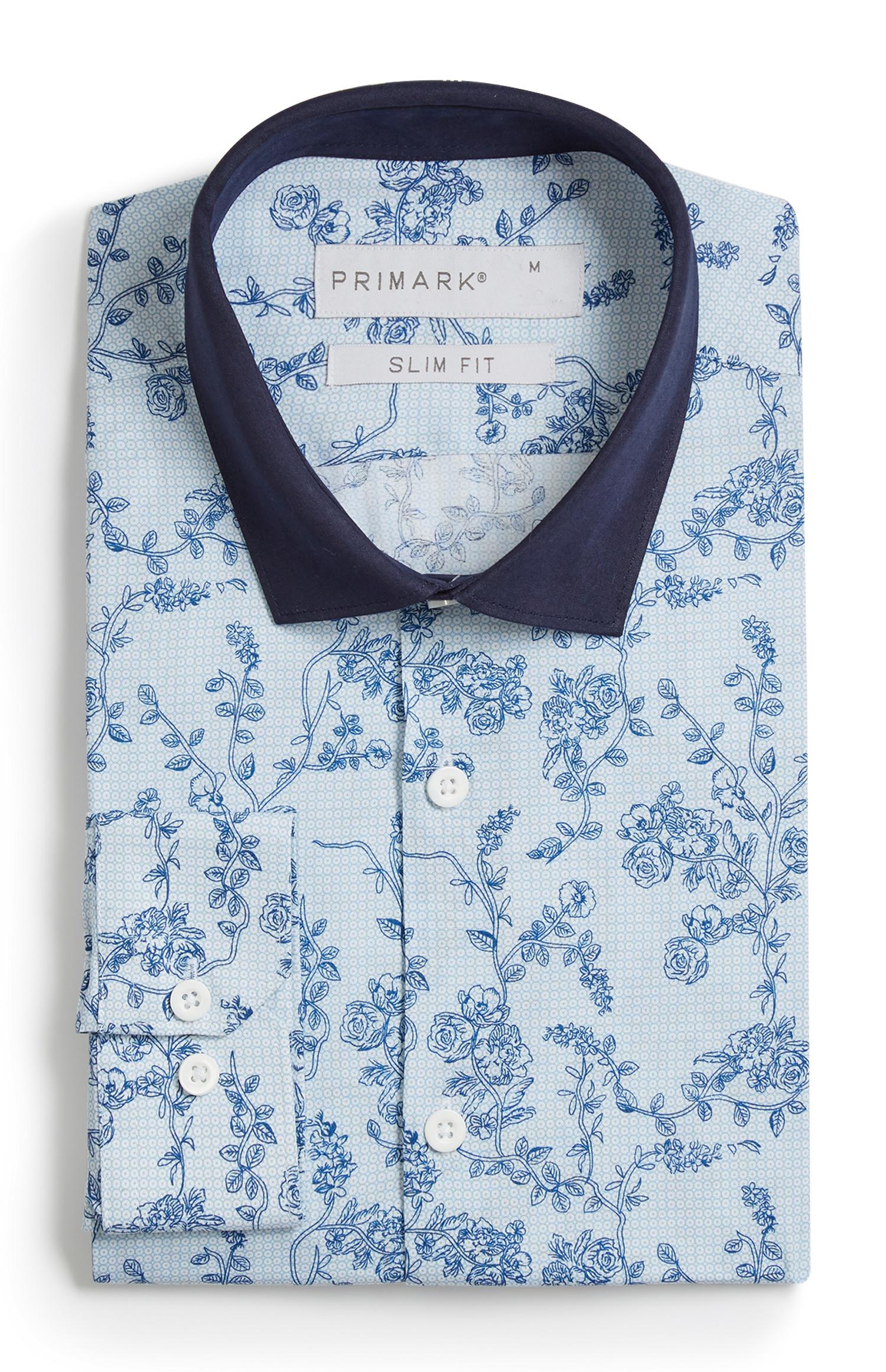 Blaues Hemd mit Blumenprint