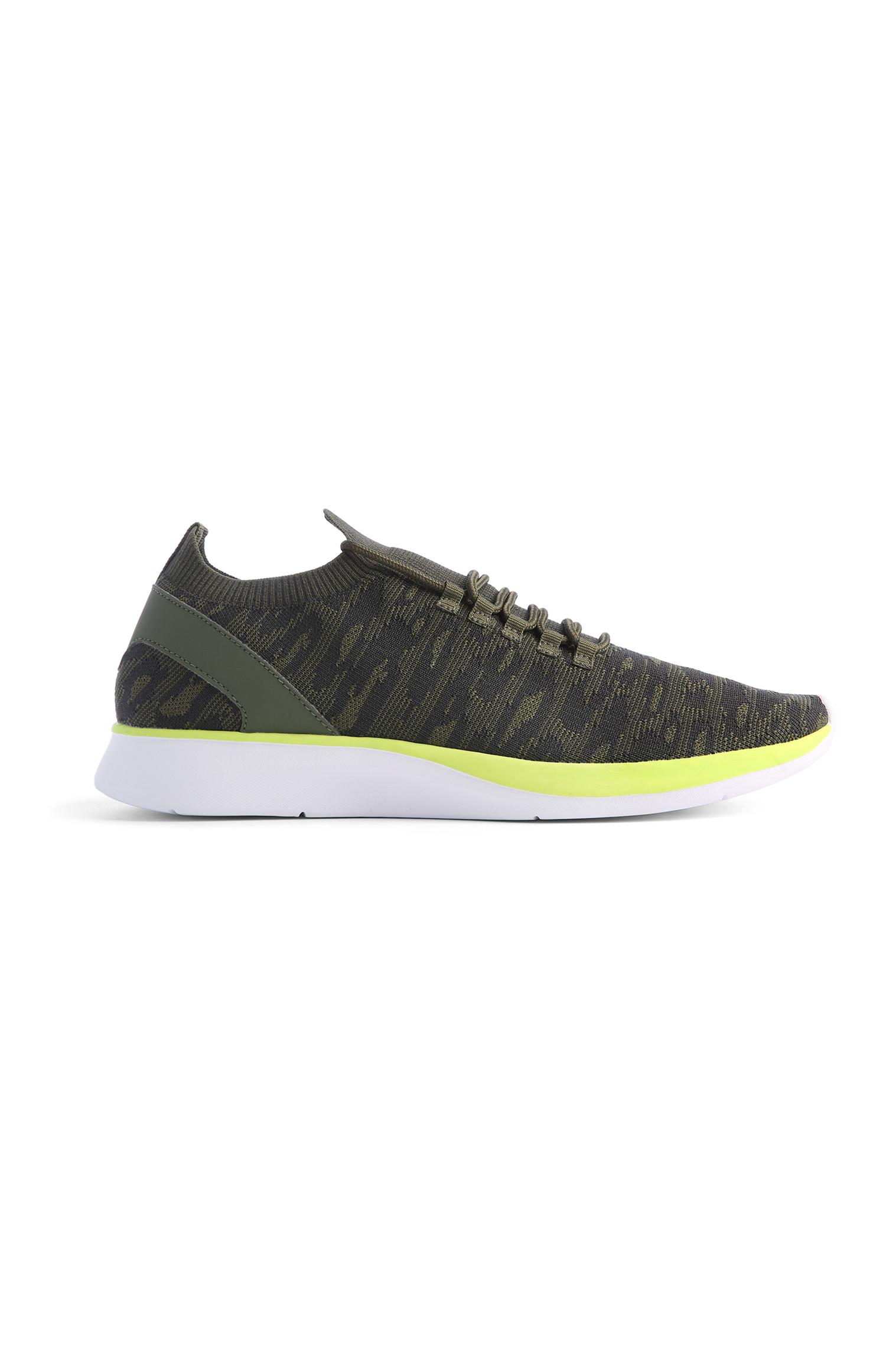Khakifarbene Sneaker
