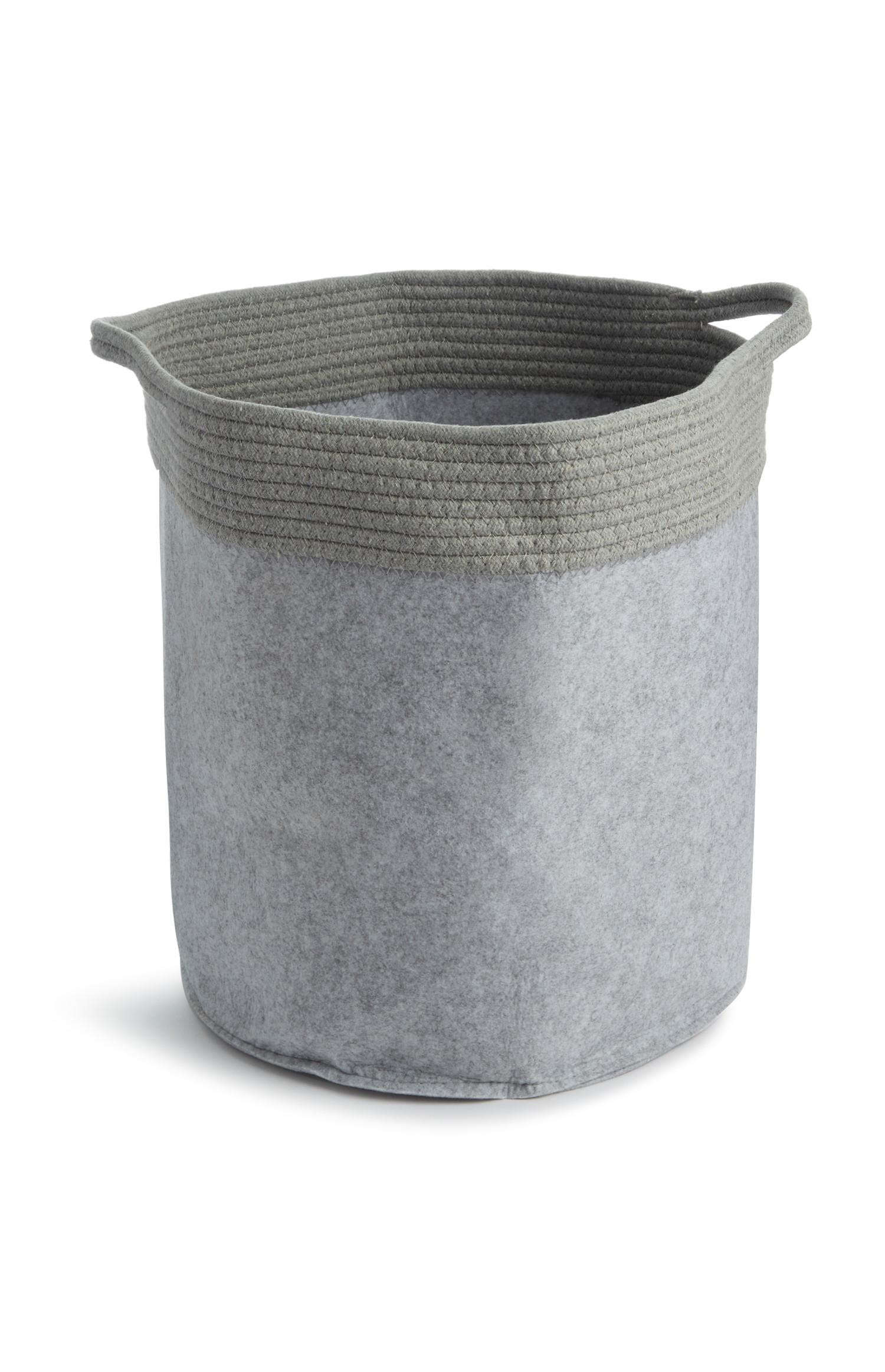 Cesto per biancheria grigio in tessuto