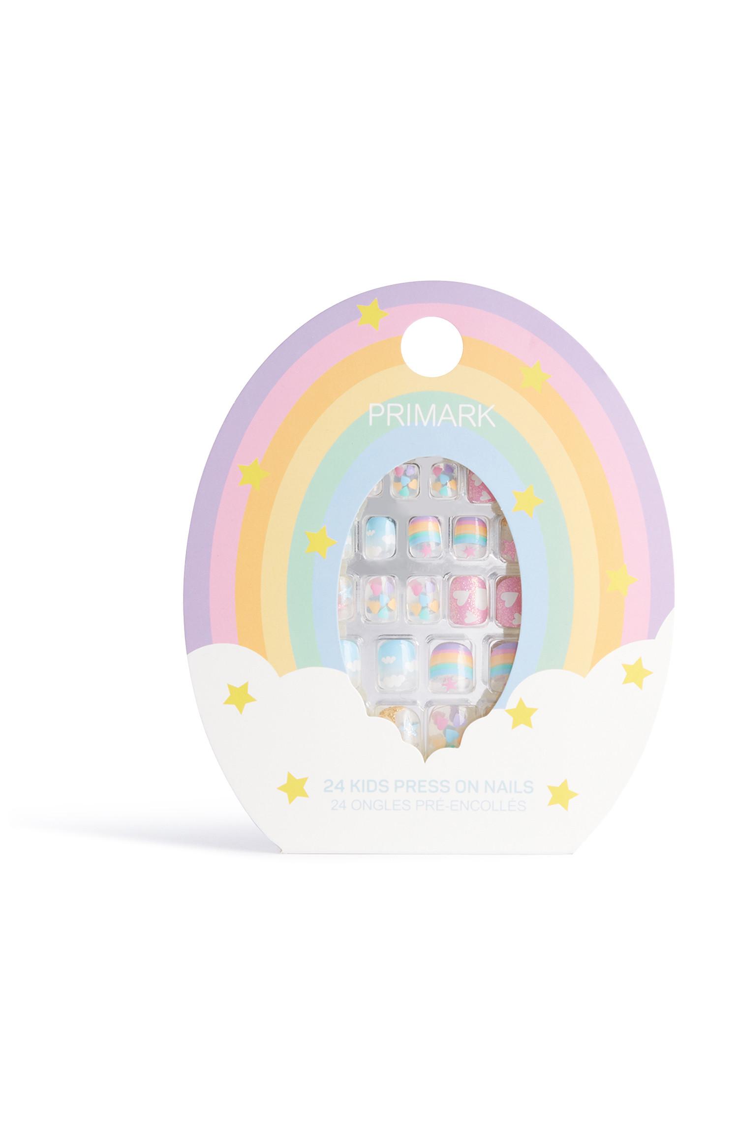 Unghie finte a pressione color arcobaleno