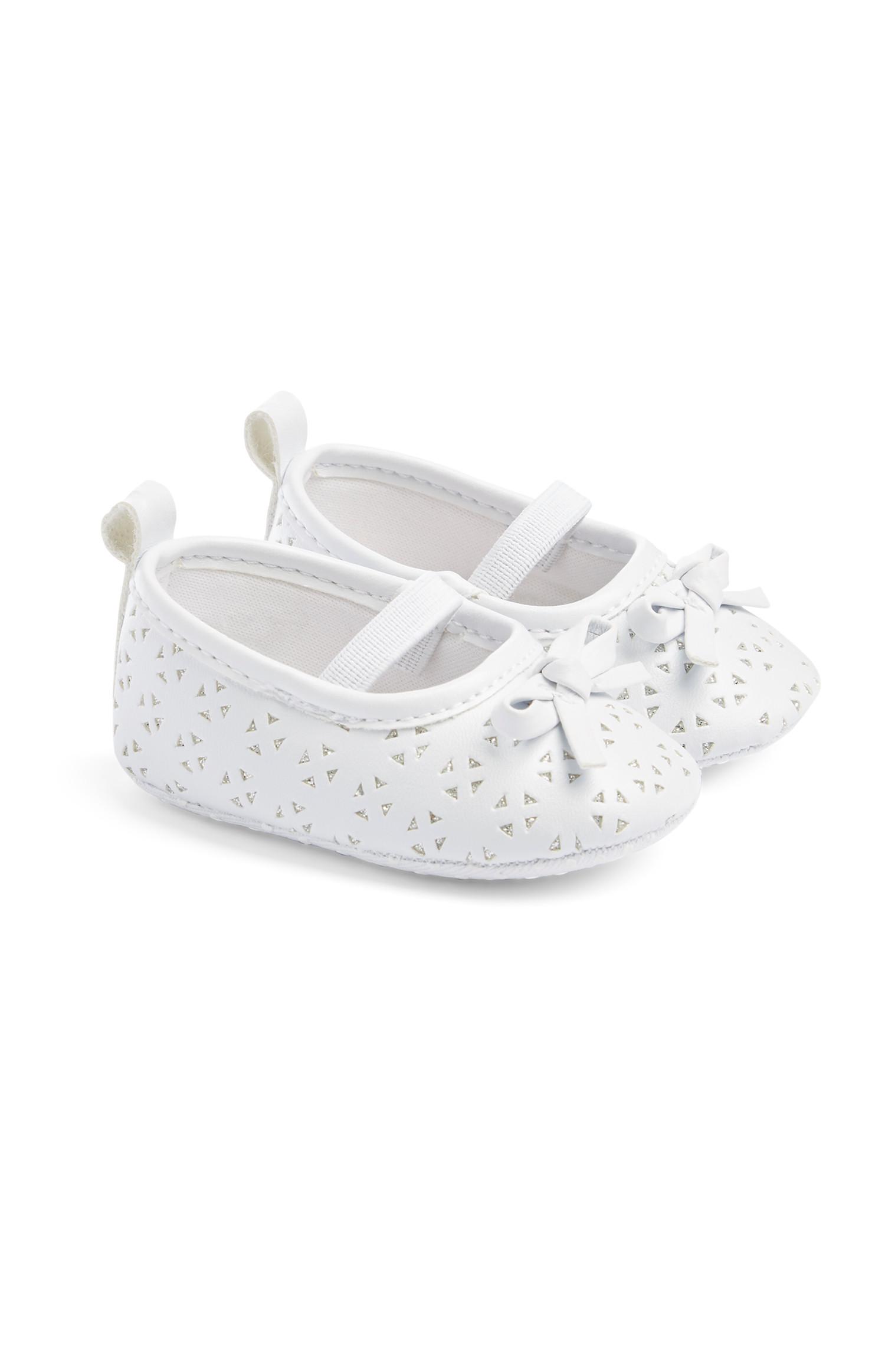 Weiße Schuhe für Babys (M)