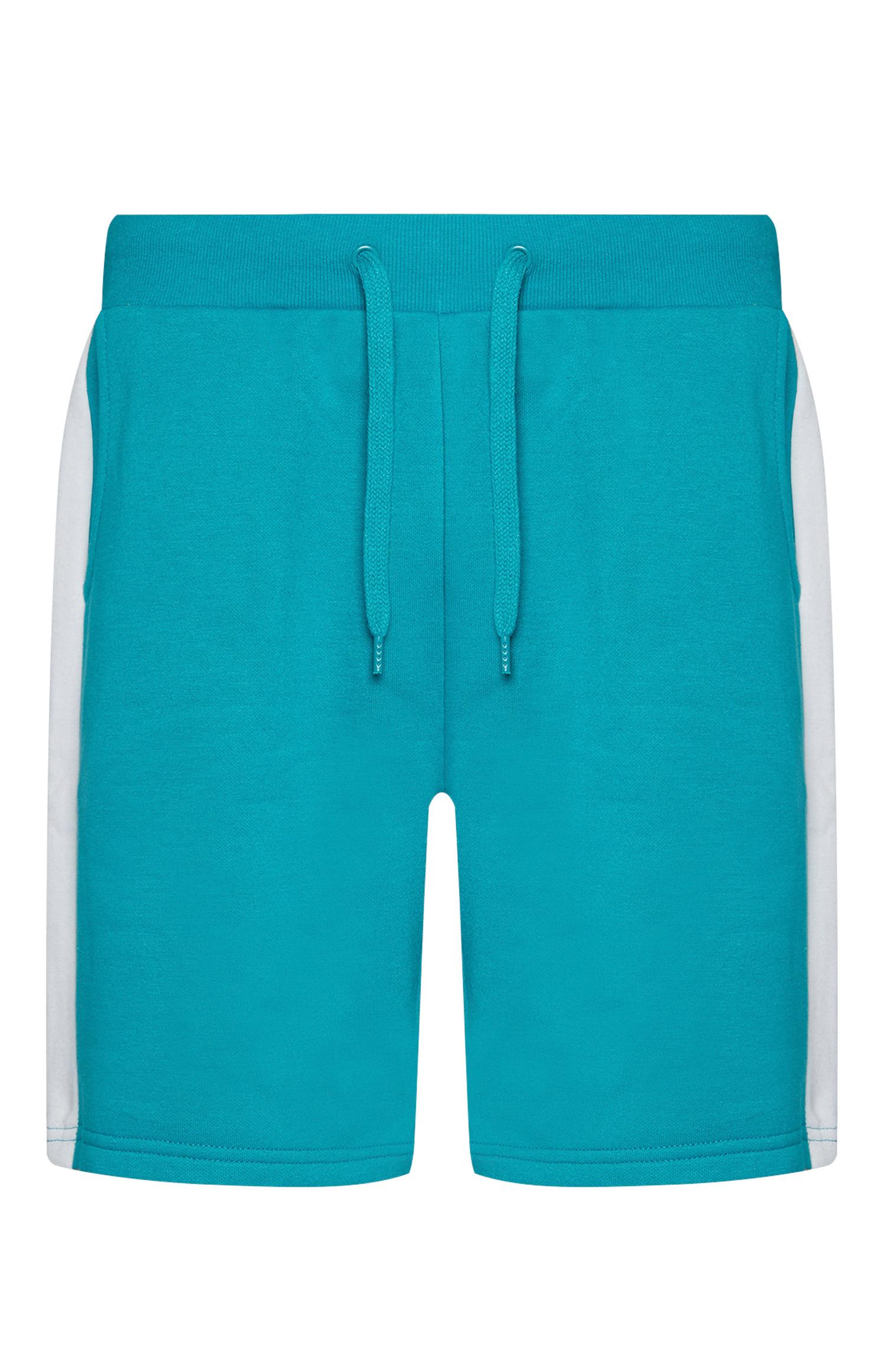 Blaue Shorts