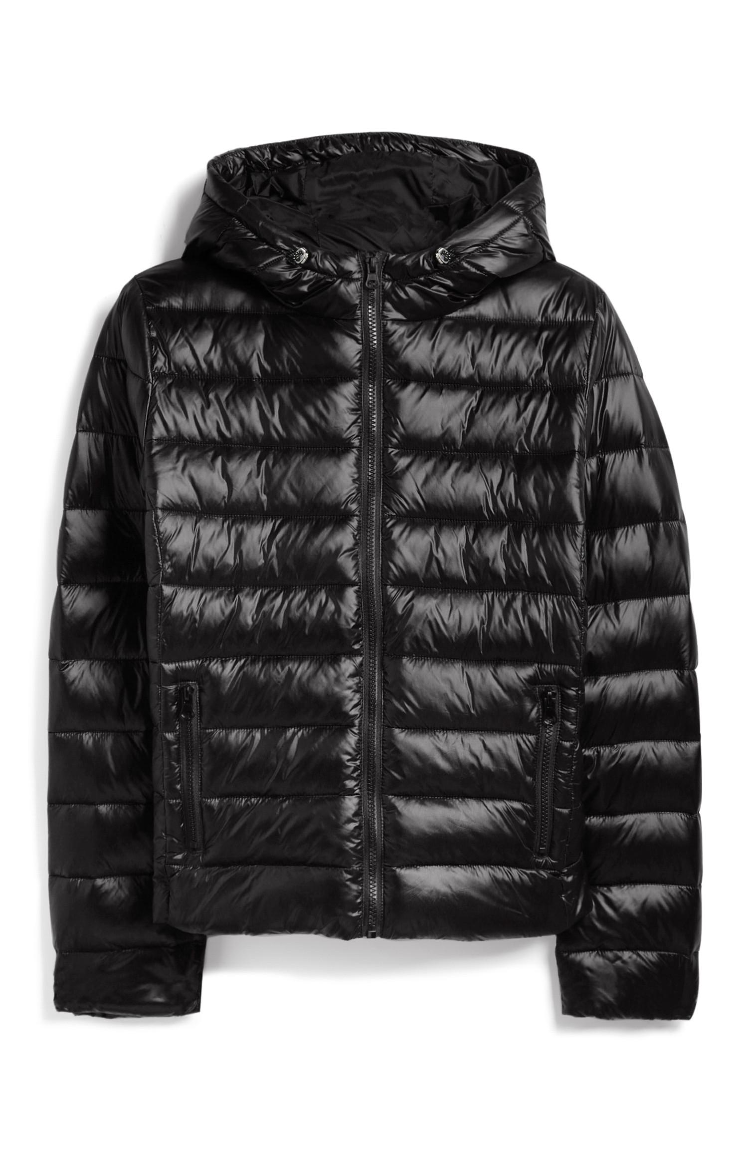 Gevoerde zwarte hoogglans jas