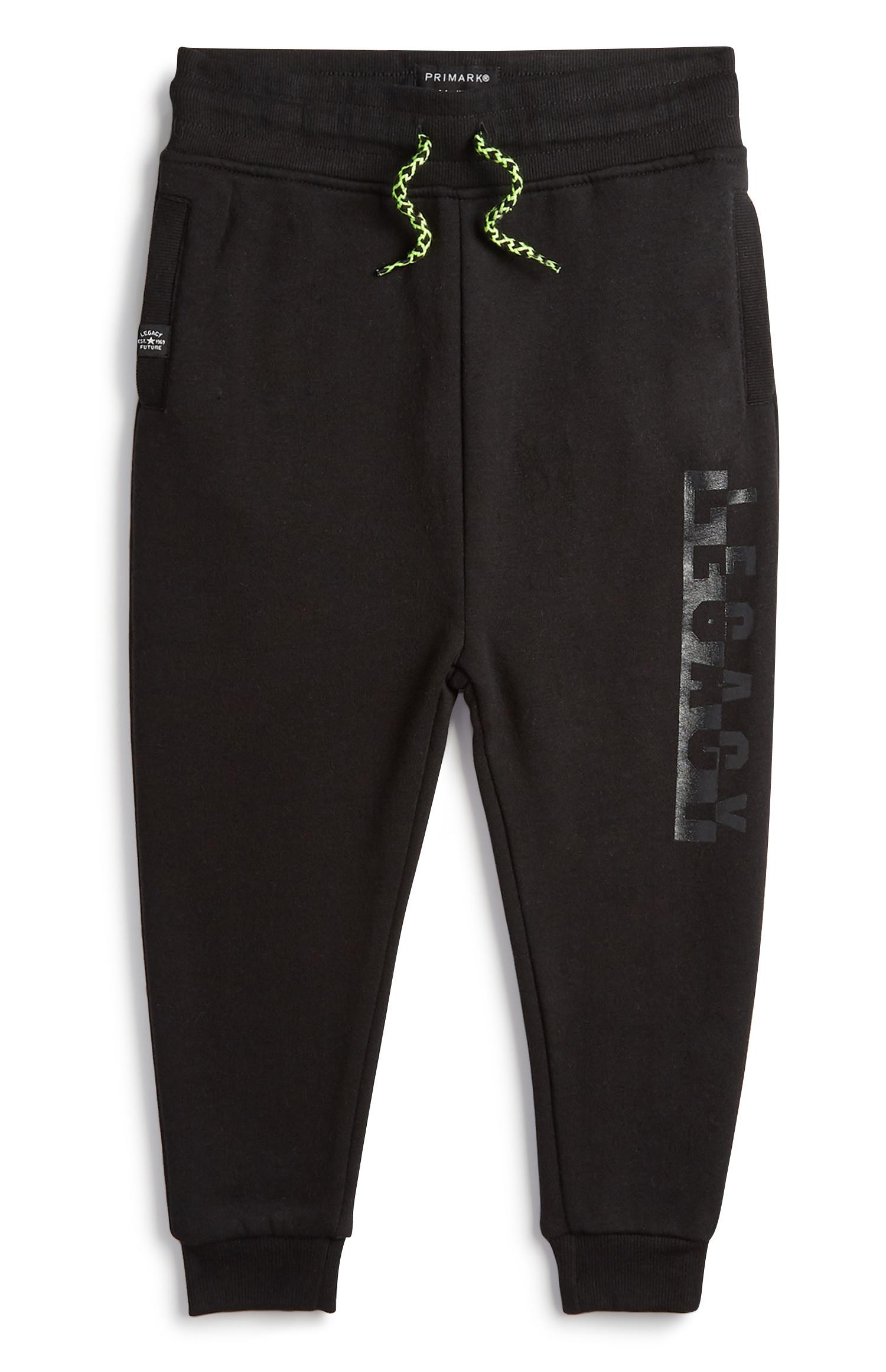 Schwarze Jogginghose (kleine Jungen)