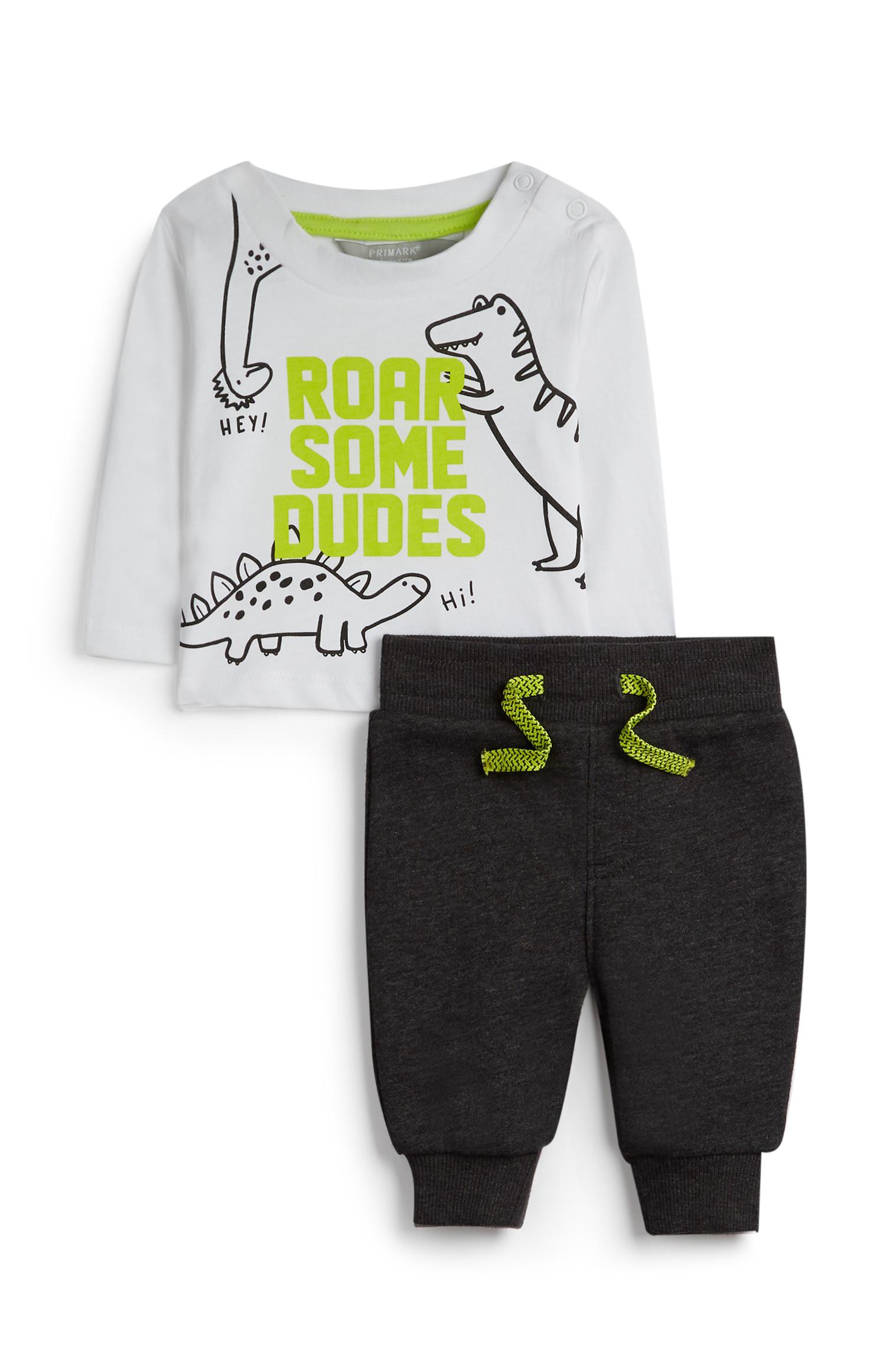 Pyjama mit Dinosaurier-Print