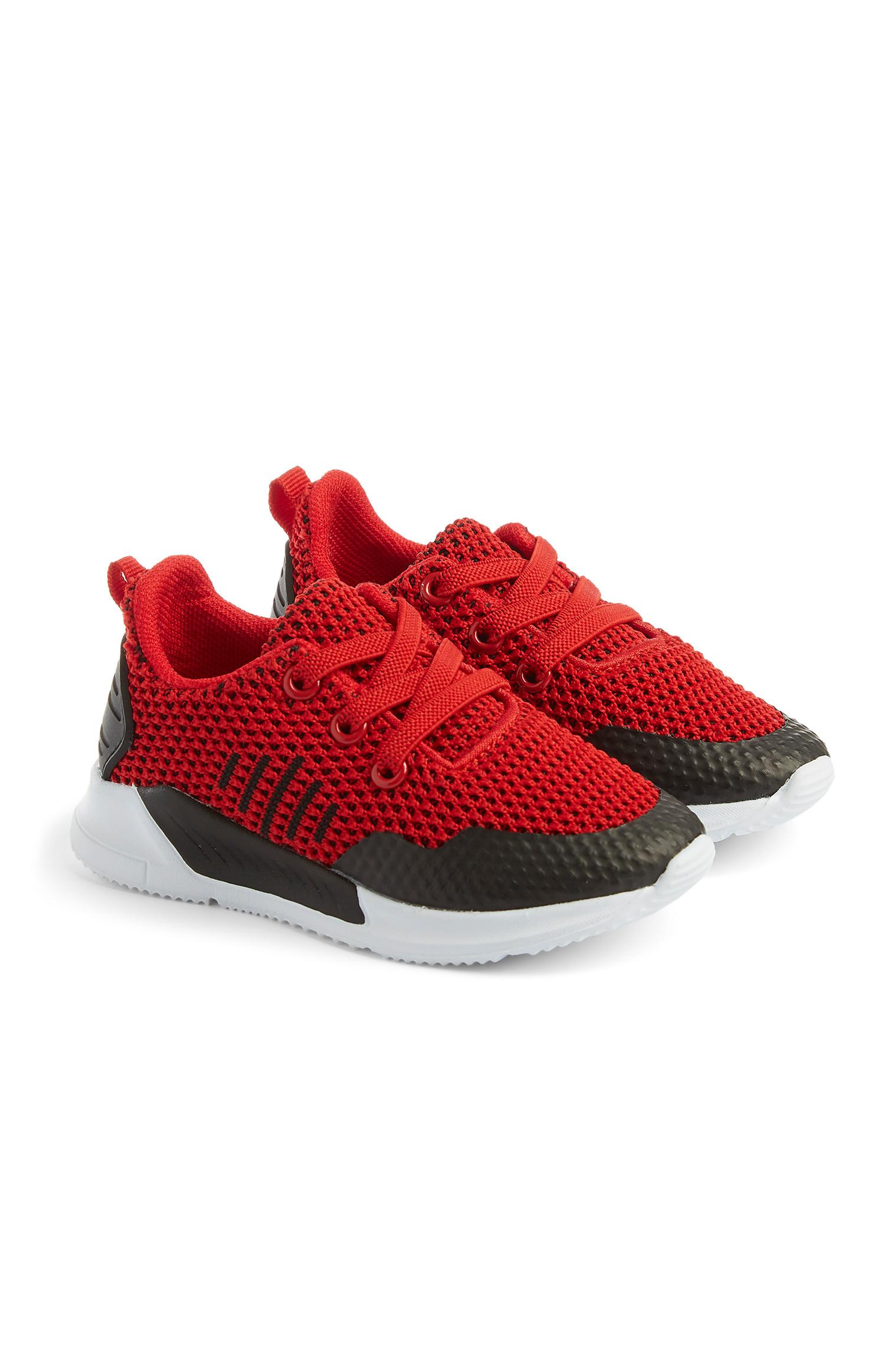 Rote Sportschuhe für Babys (J)
