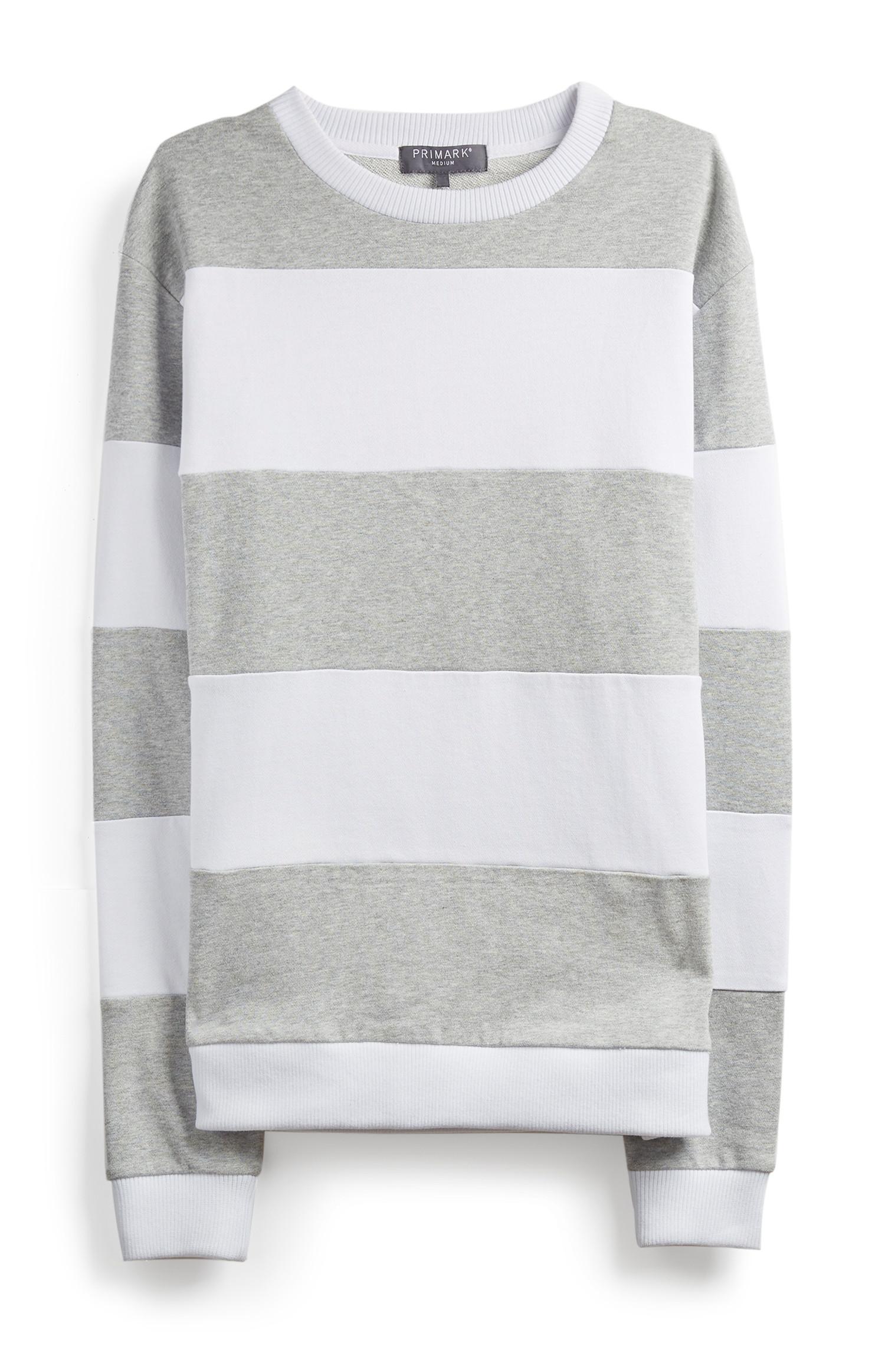 Grau-weiß gestreifter Pullover