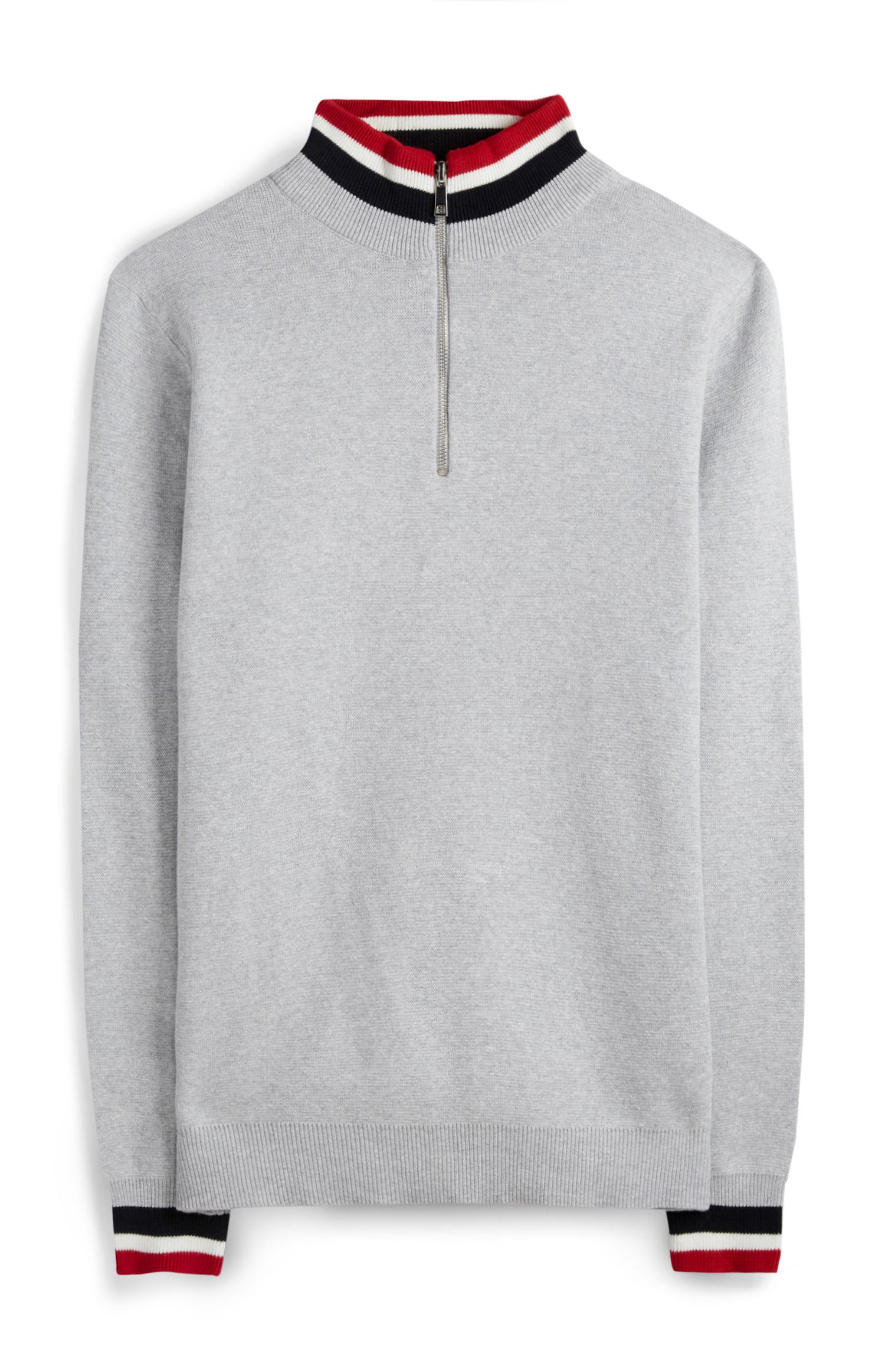 Grauer Pullover mit Streifen