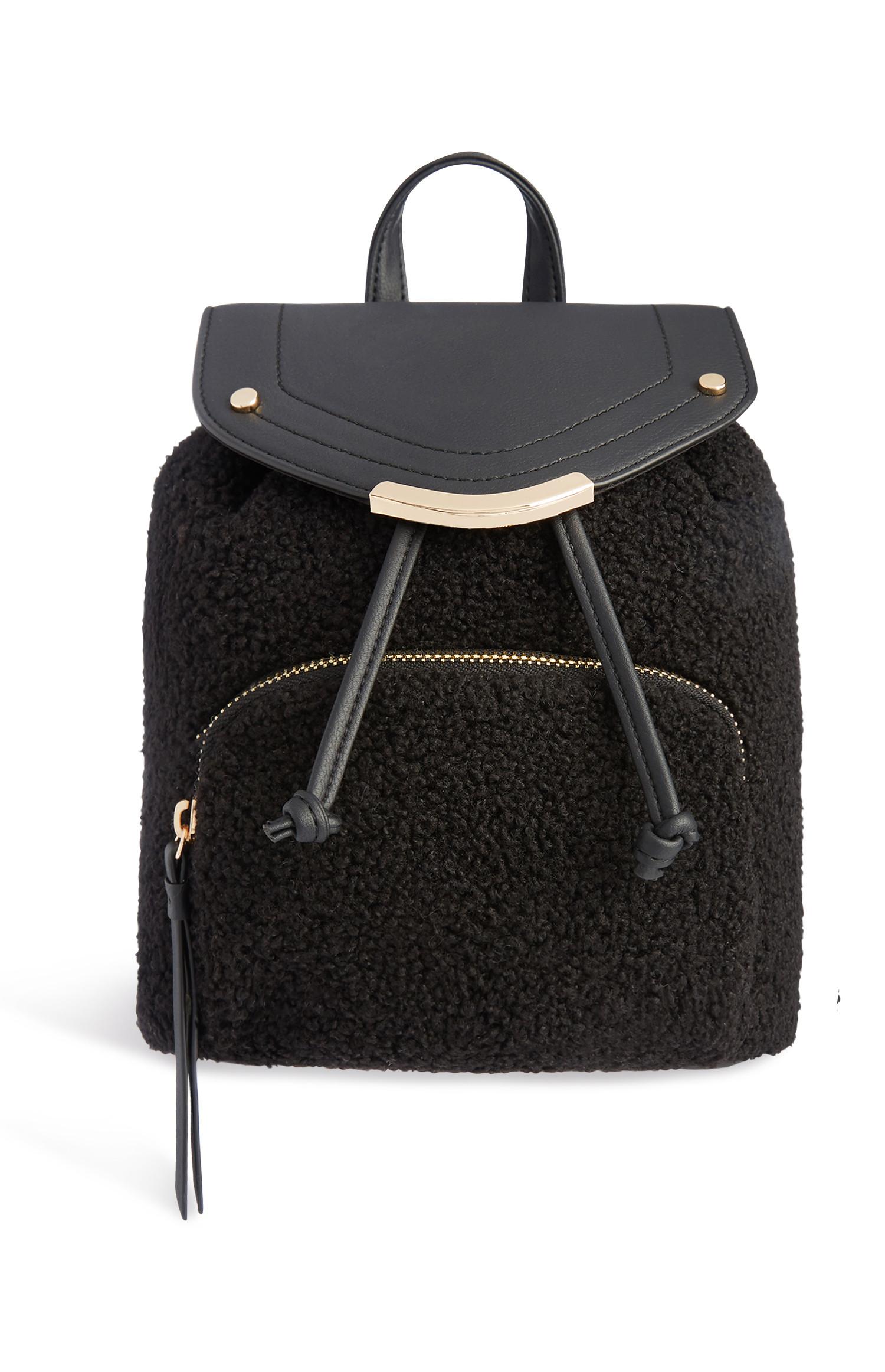 Zwarte rugzak van zachte stof