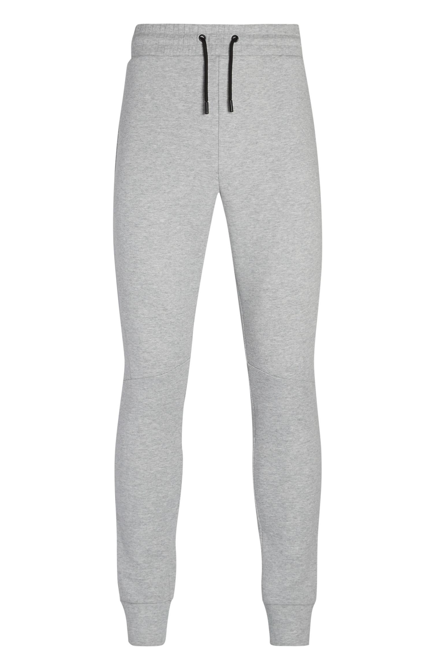Graue Jogginghose